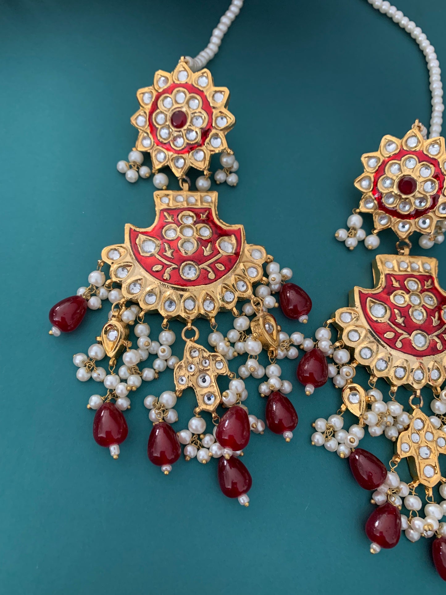 Pakistani multani /thappa kundan earring.