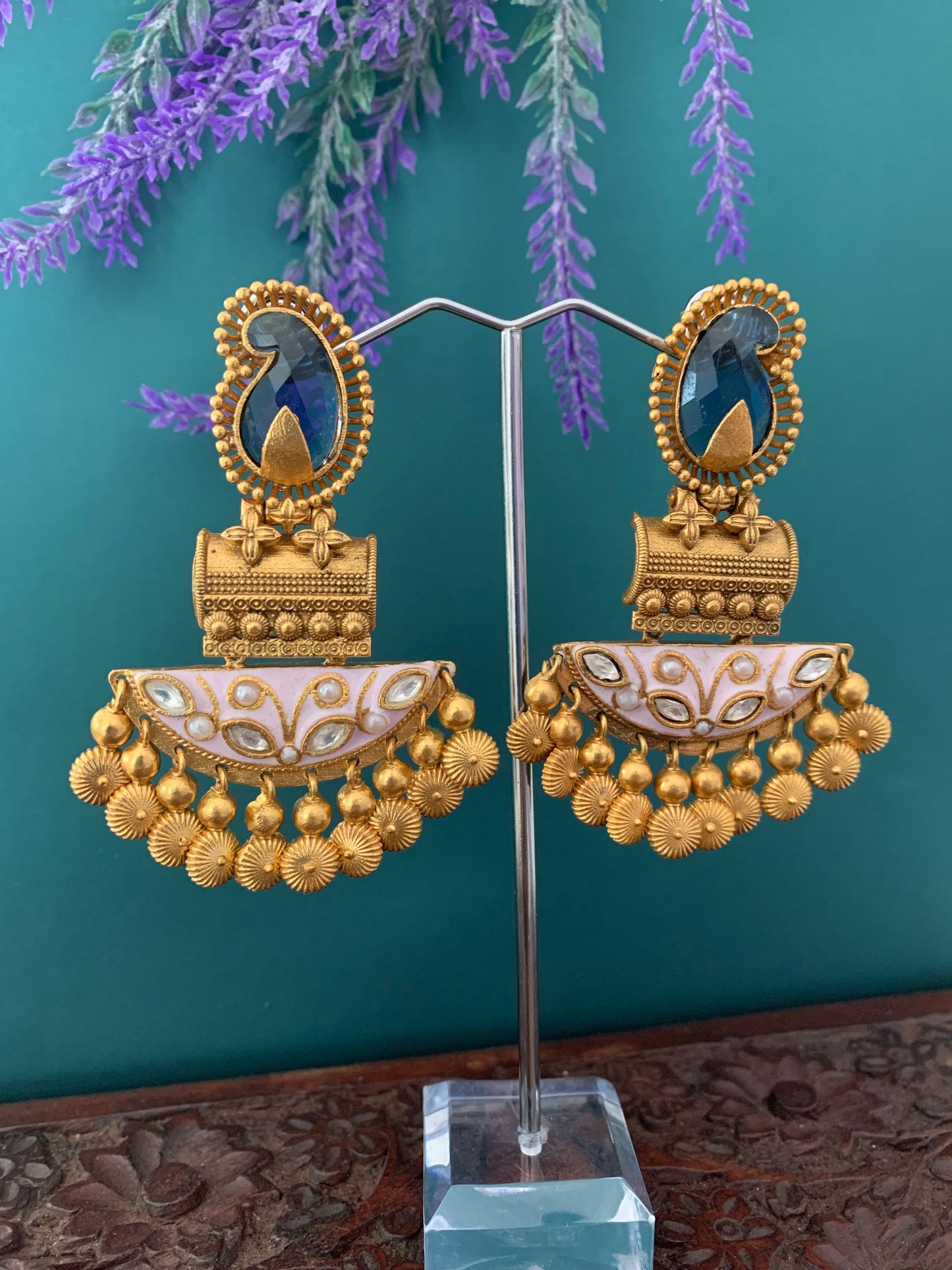 Amrapali kundan earring liah