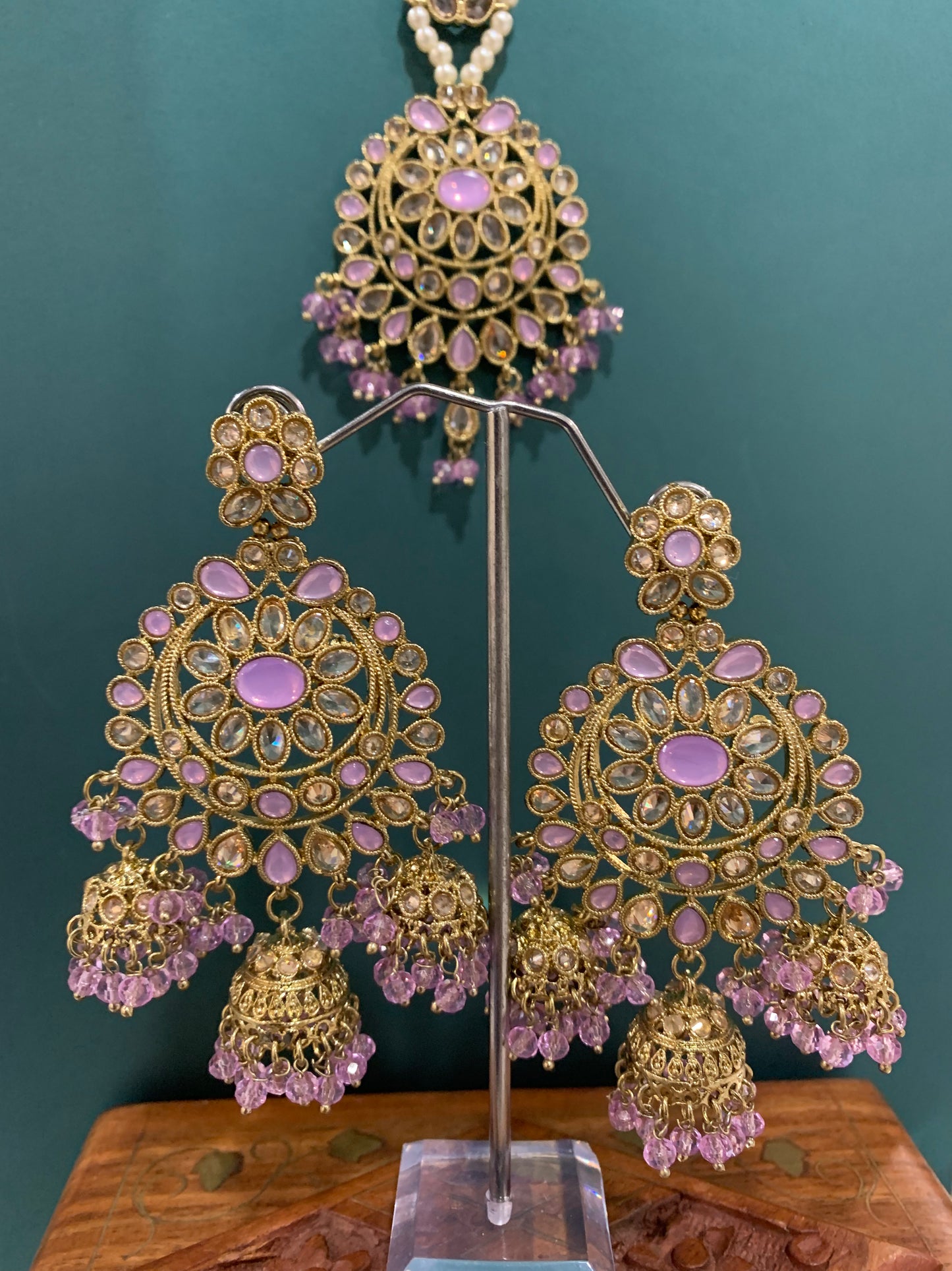 Tilu polki tikka set