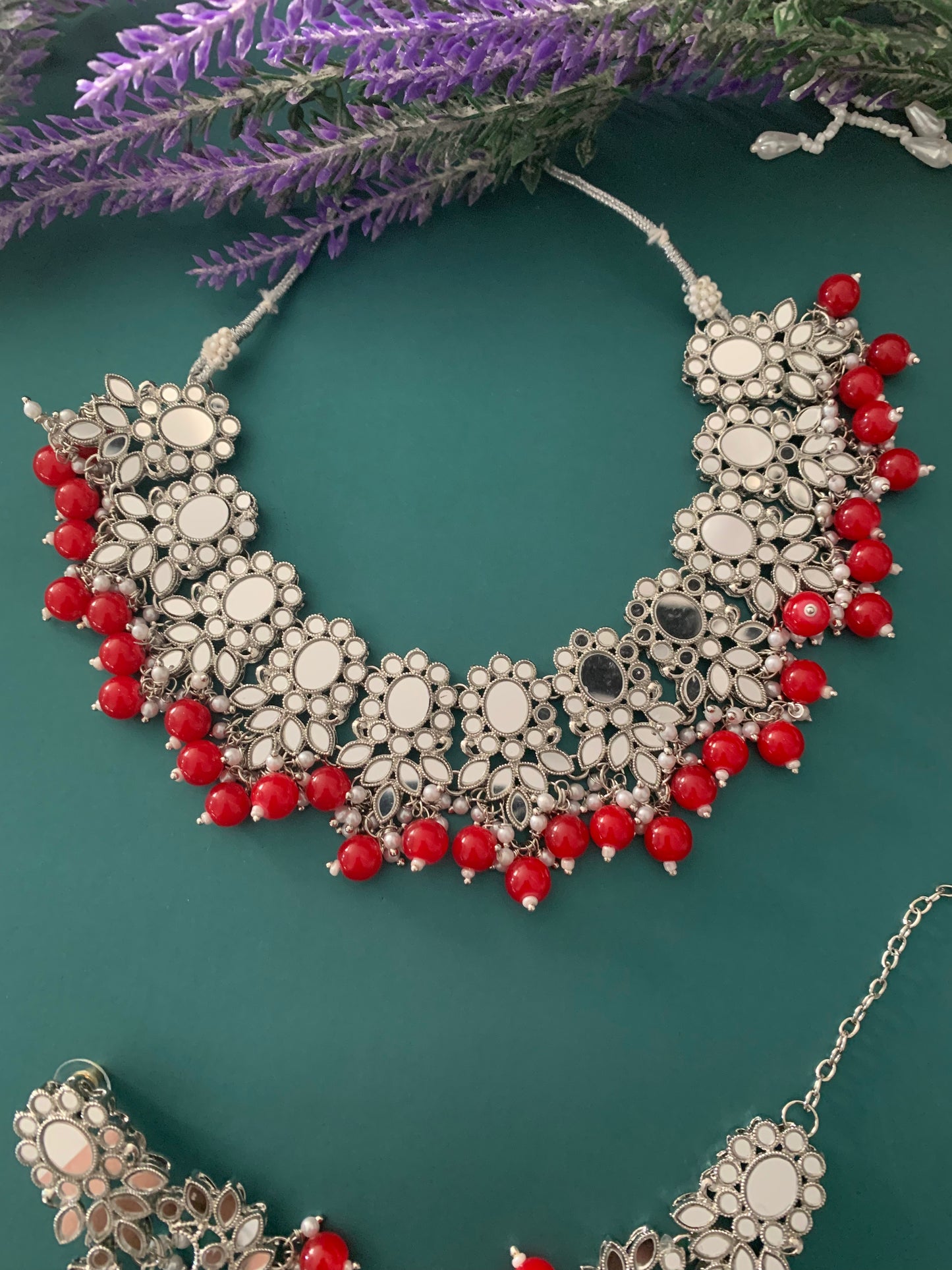 Sunaina silver mirror choker / necklace in red