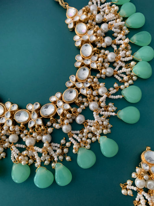 Pachi medium / small choker pastel drops