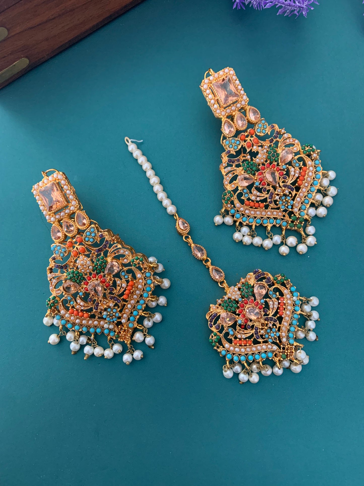 Ruth earring in multi