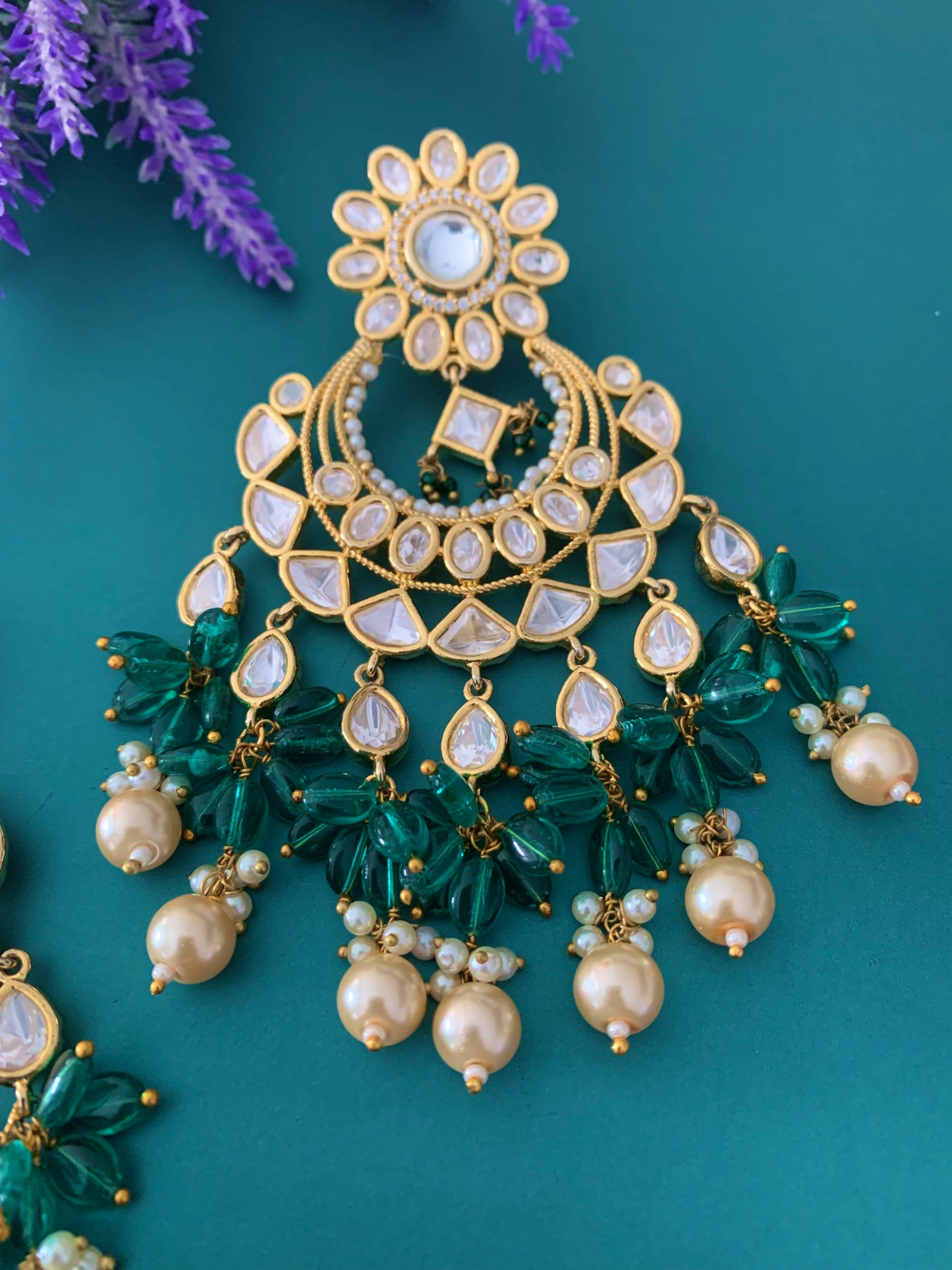 Tyanni kundan earring meera
