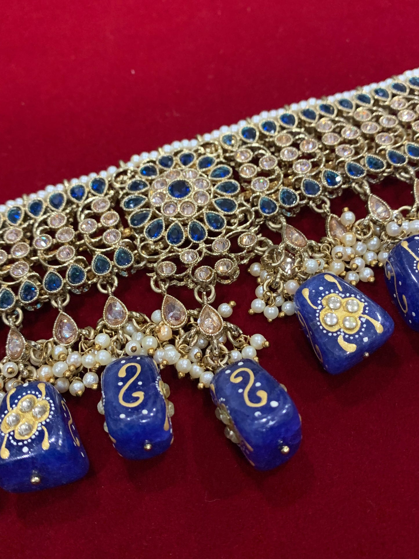 Reverse polki choker tuli