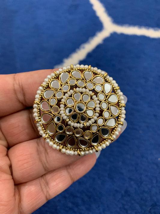 Mirror statement ring