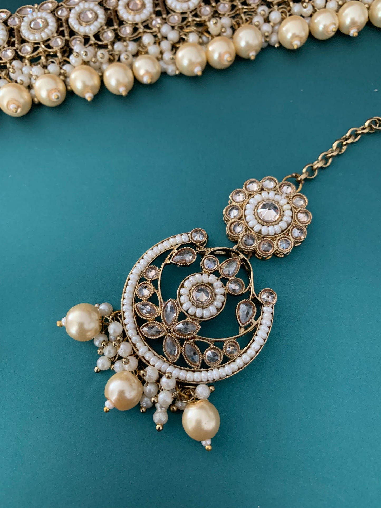 Hanna polki choker and chandbali