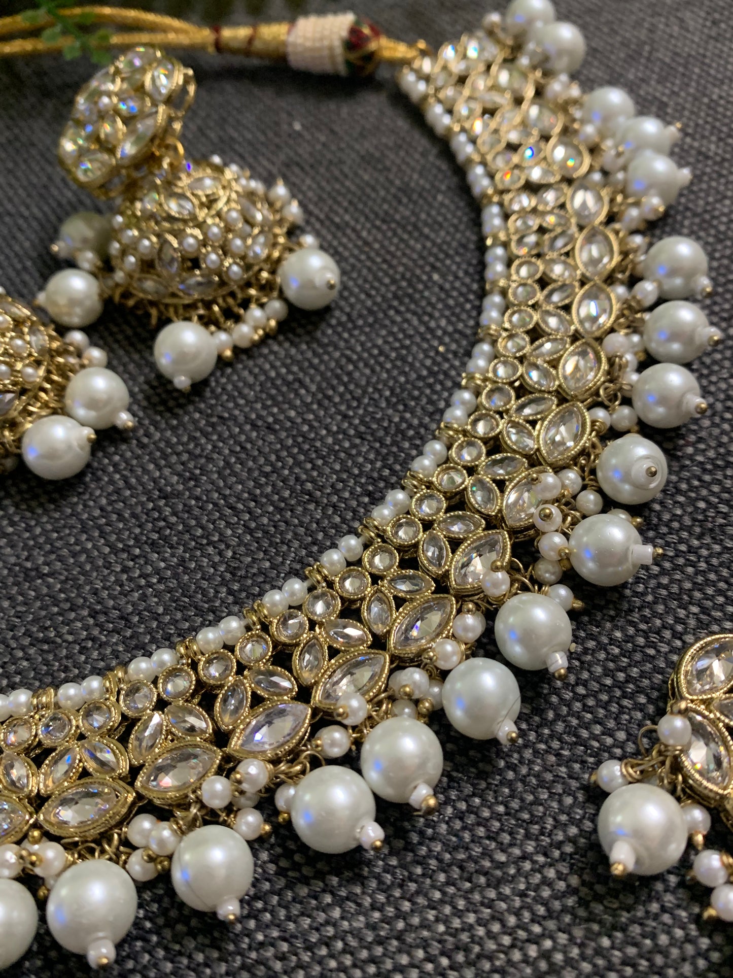 Kavita reverse polki necklace in antique/Gold