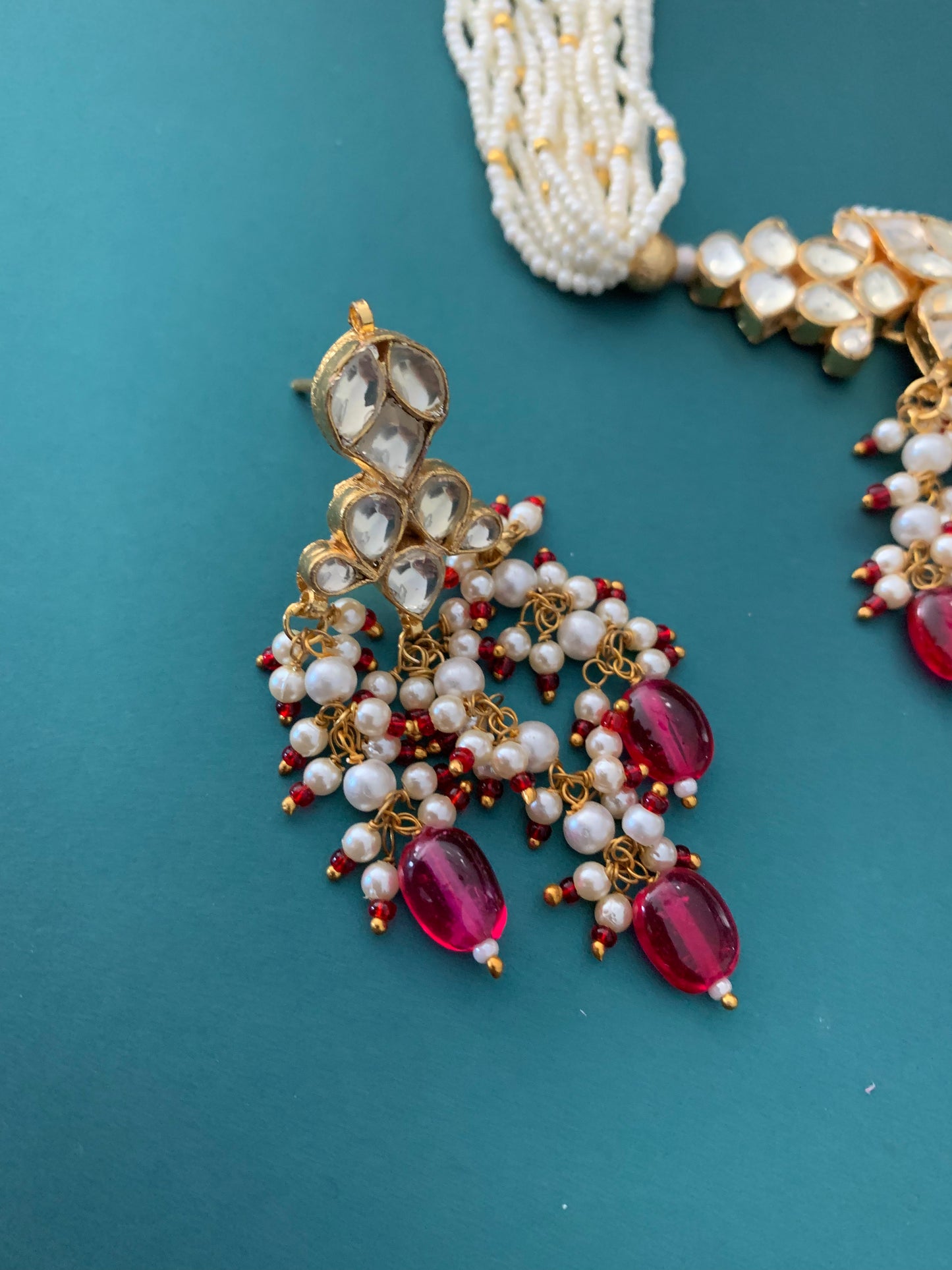 Pachi medium / small choker in ruby