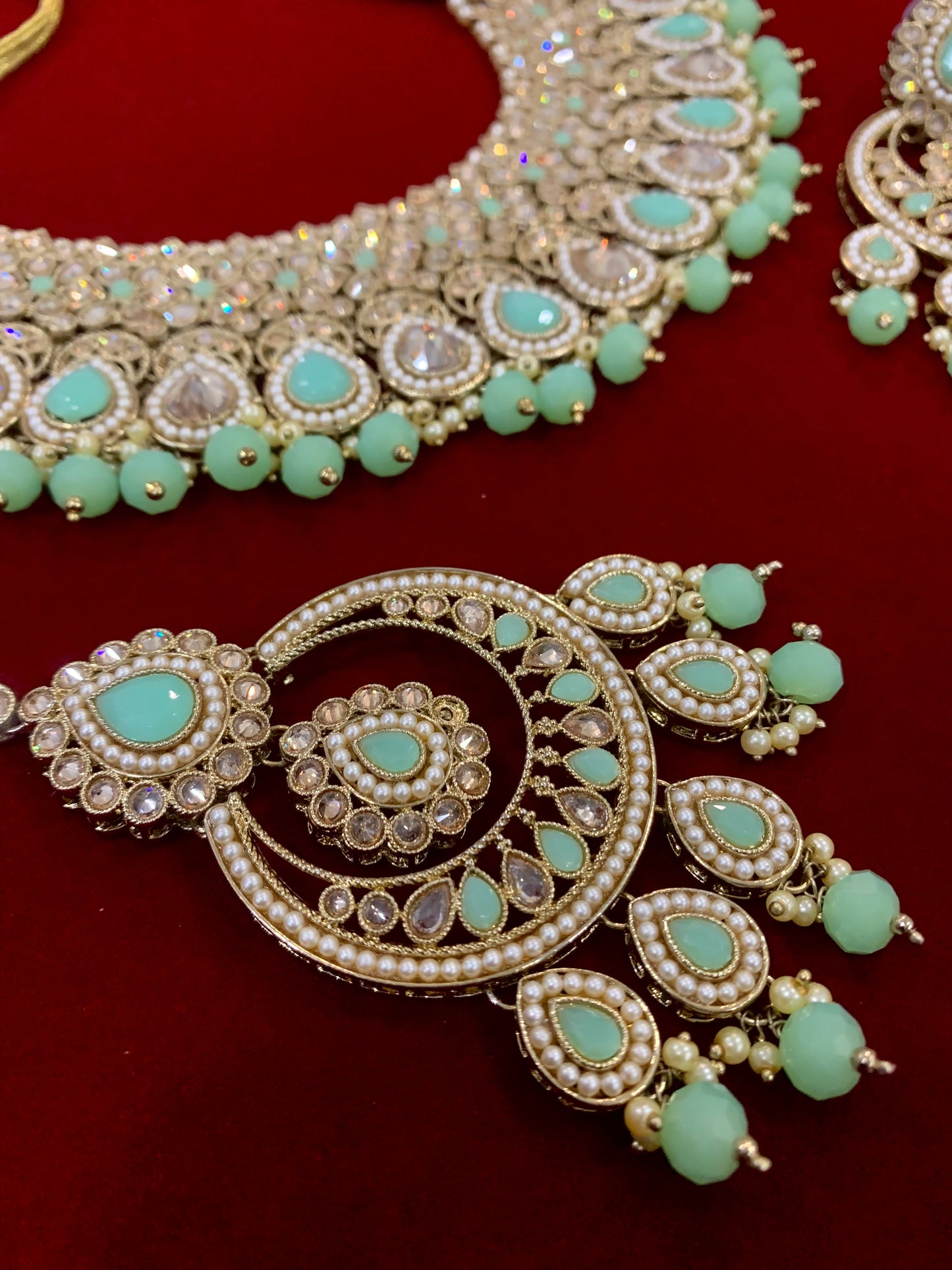 Polki necklace with chandbali and Tikka