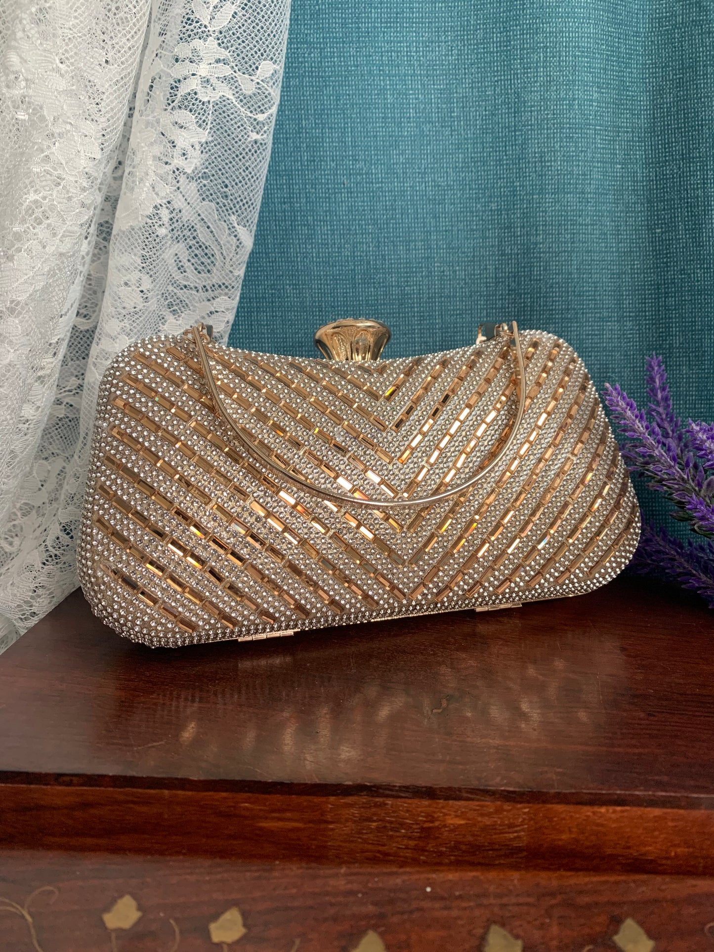 Women handbag/clutch