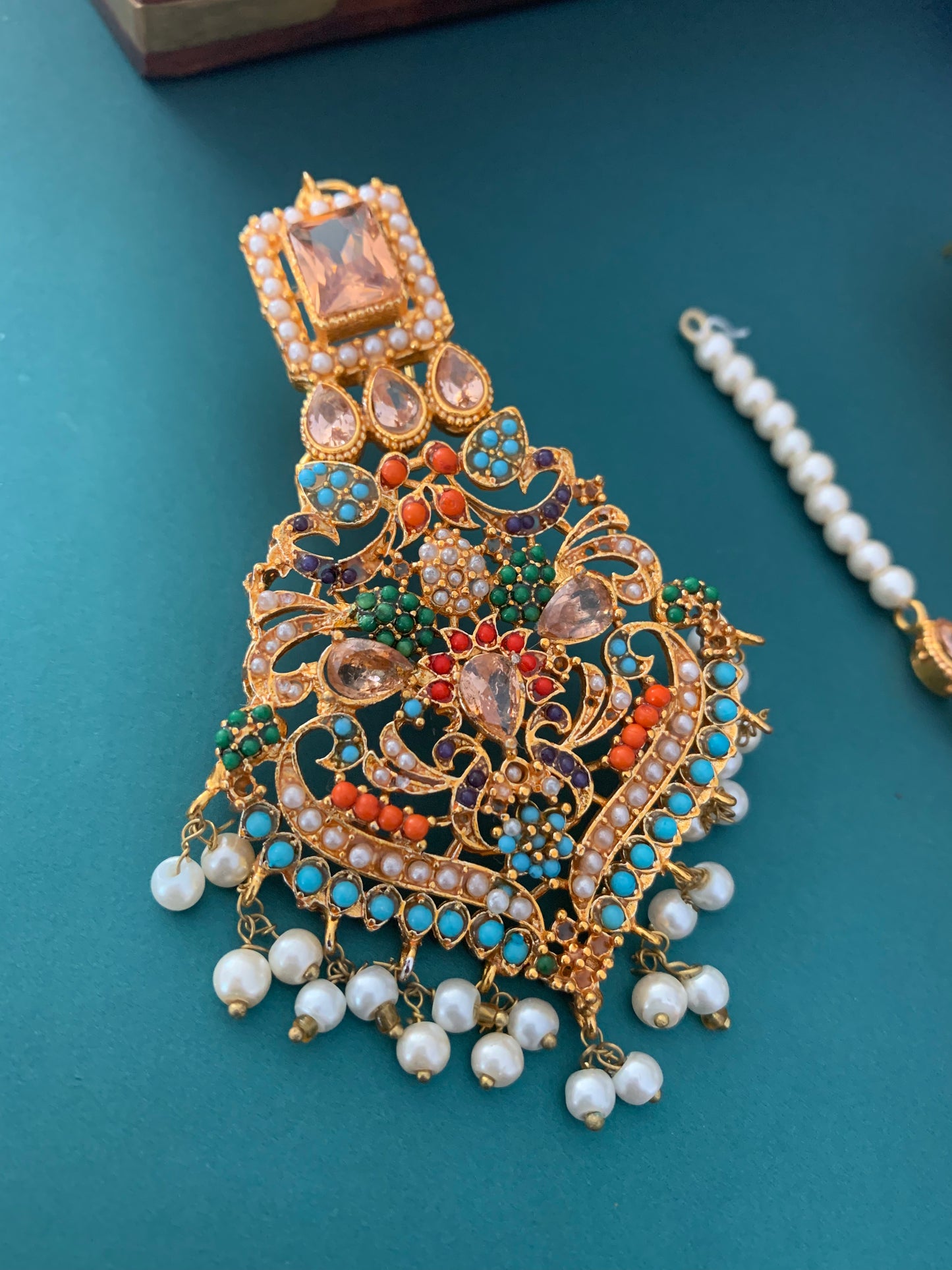Ruth earring in multi