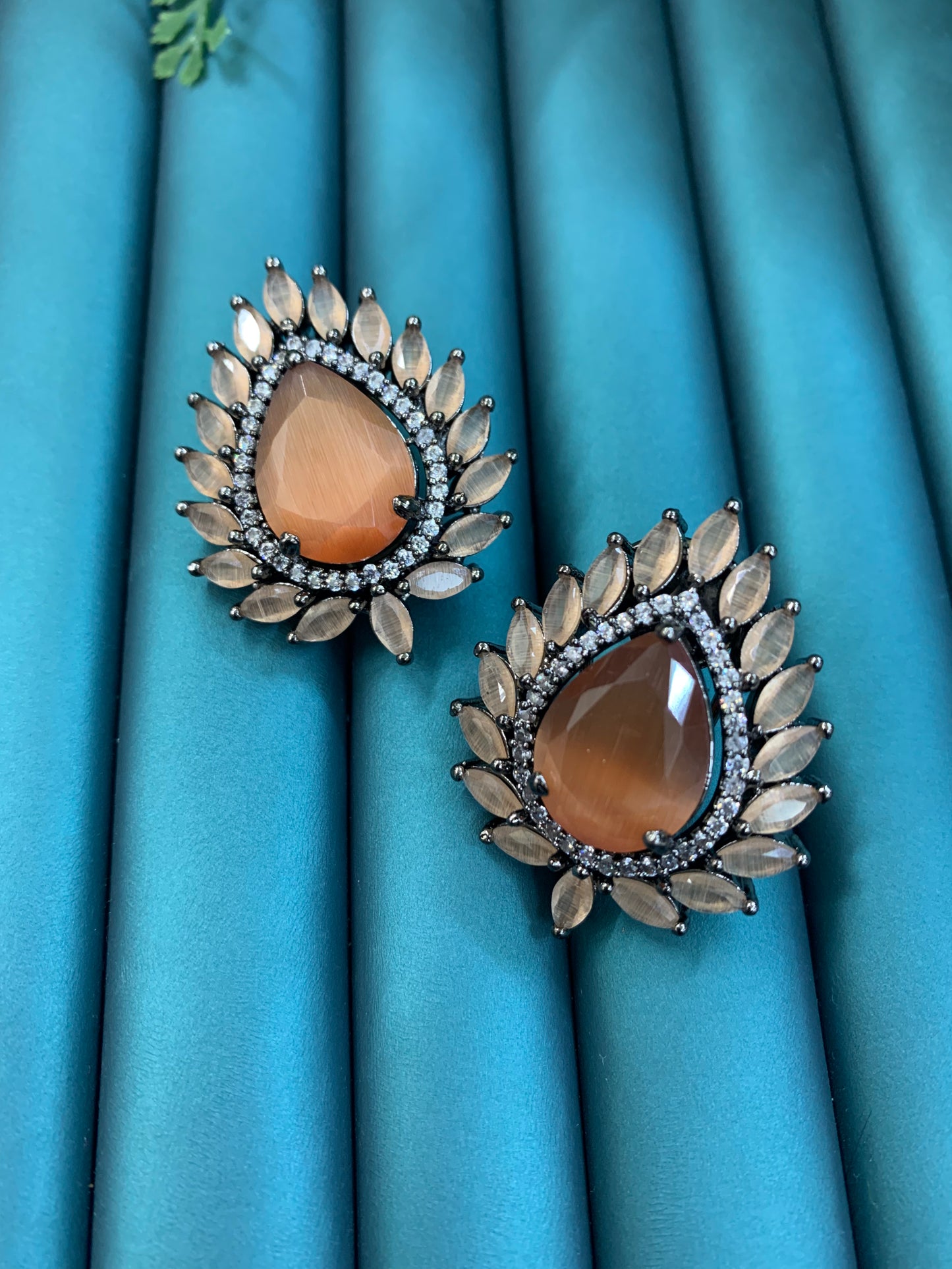 Drew American diamond stud / tops