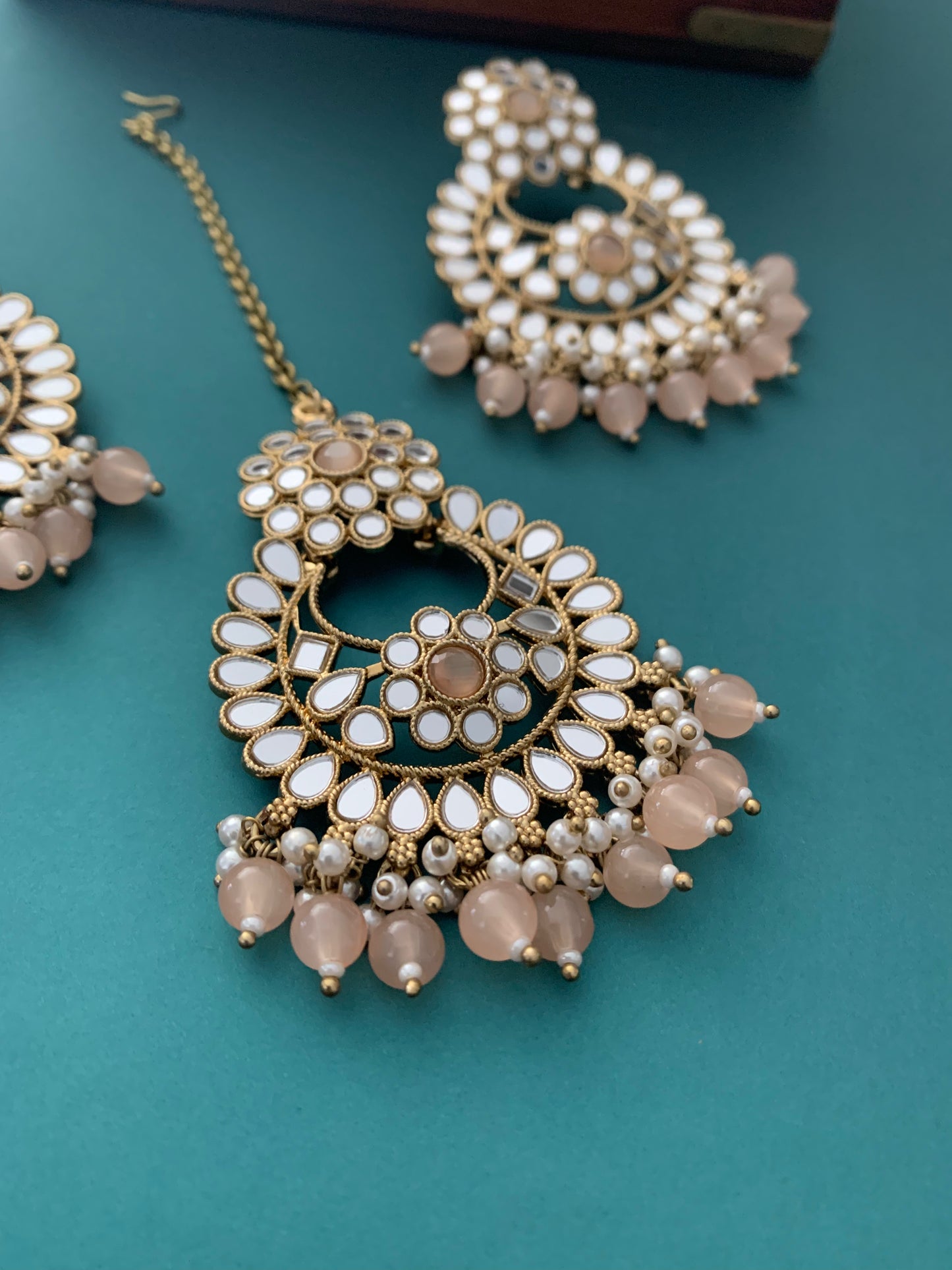 Missy chandbali mirror peach