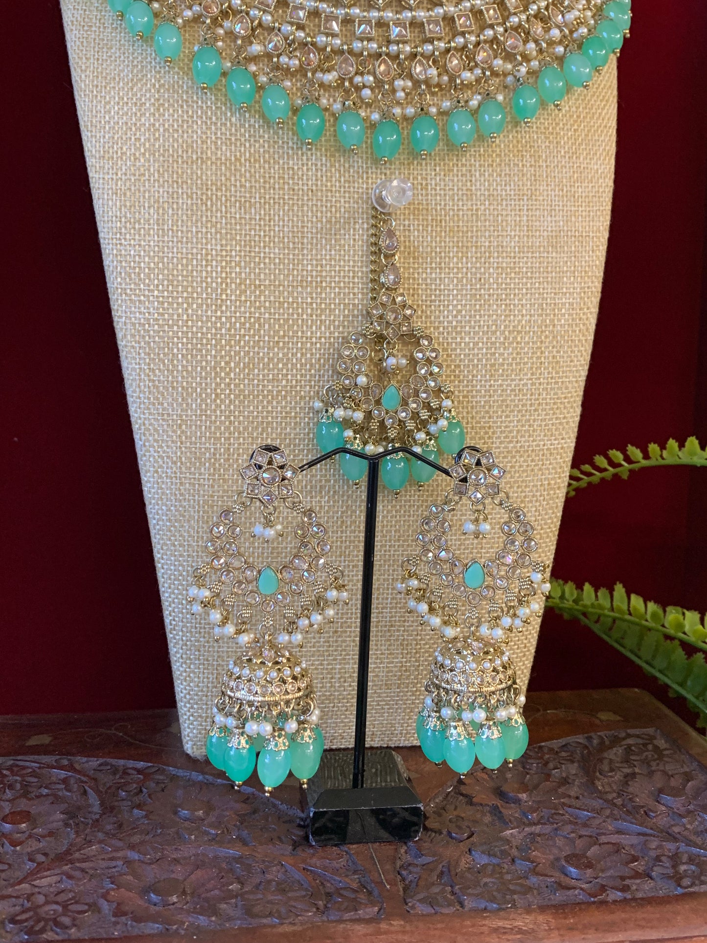 Tylor Reverse polki semi bridal necklace with matching jhumki tikka