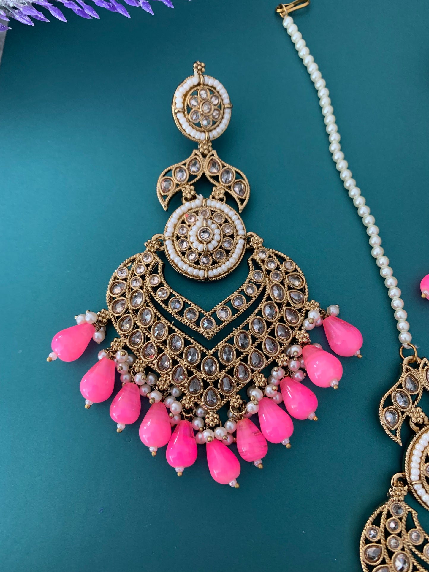 Medium to oversize polki earring tikka set