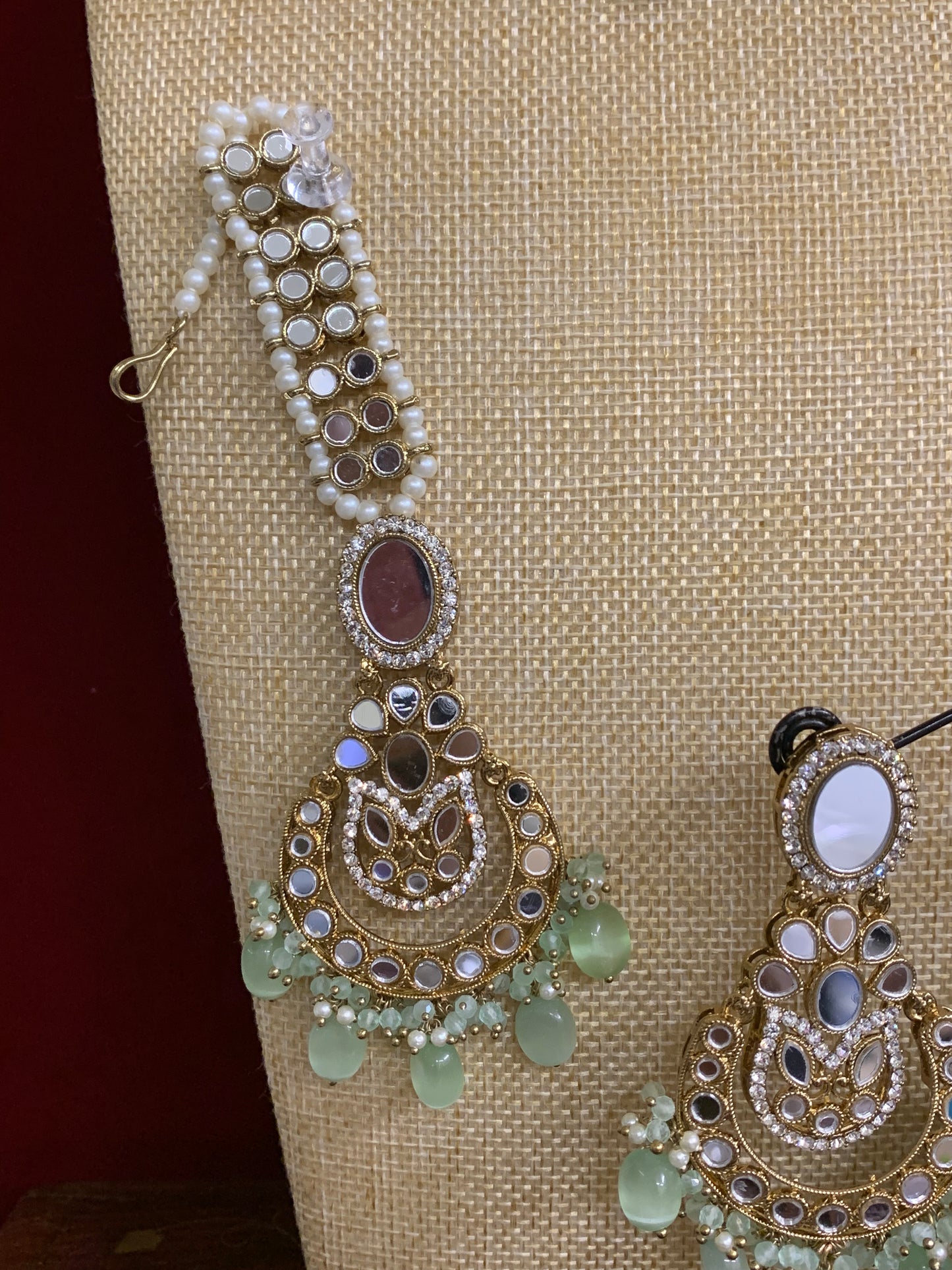 Joya Premium quality mirror necklace set with matching earring tikka