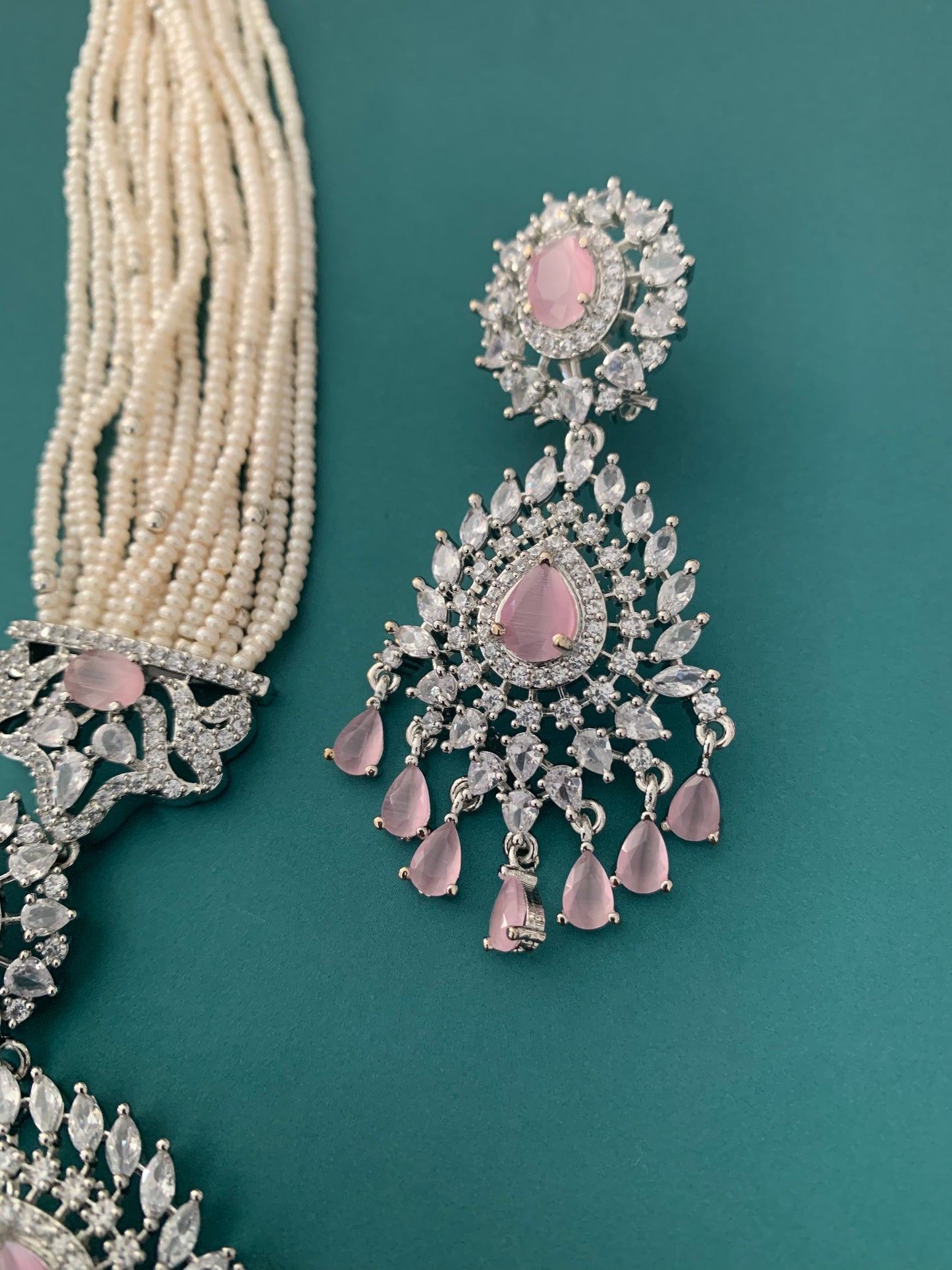 Diamond choker necklace pastel pink