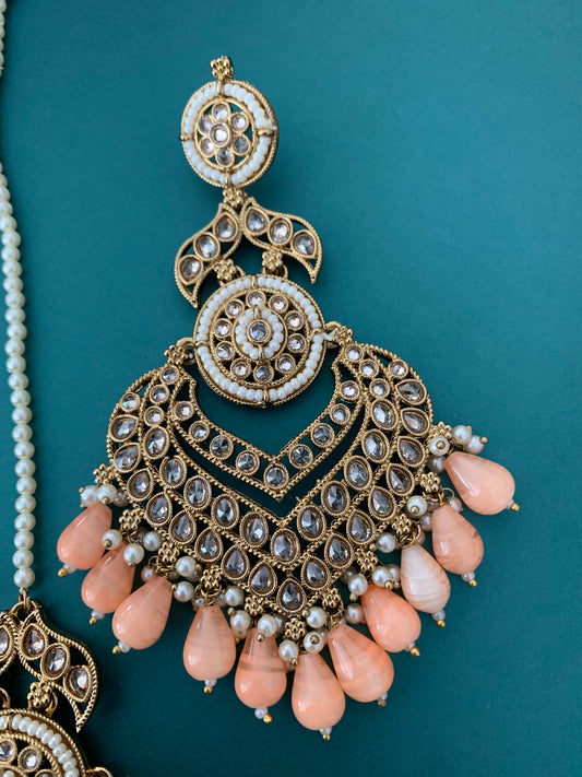 Medium to oversize polki earring tikka set