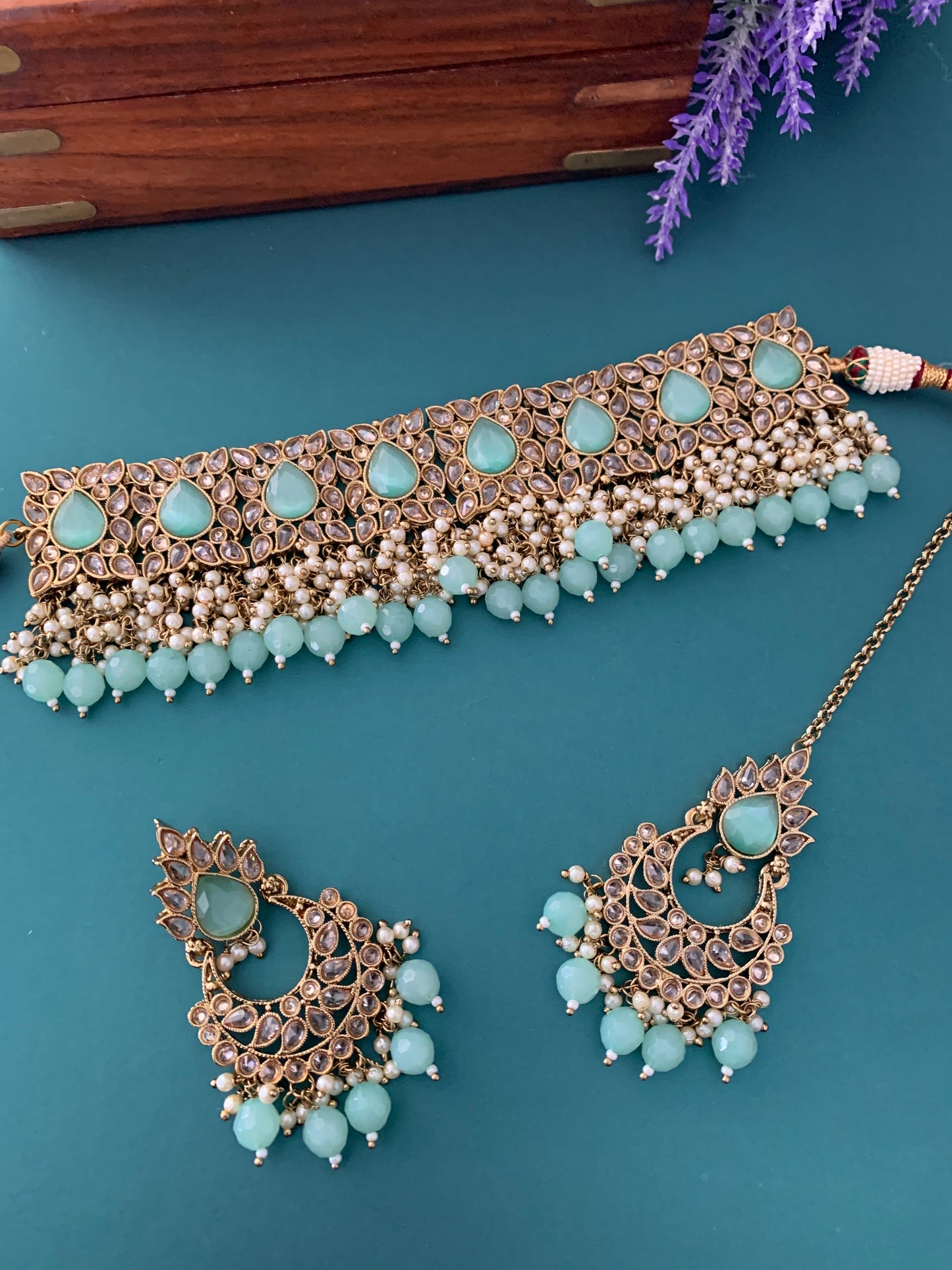 Reverse polki choker kanika
