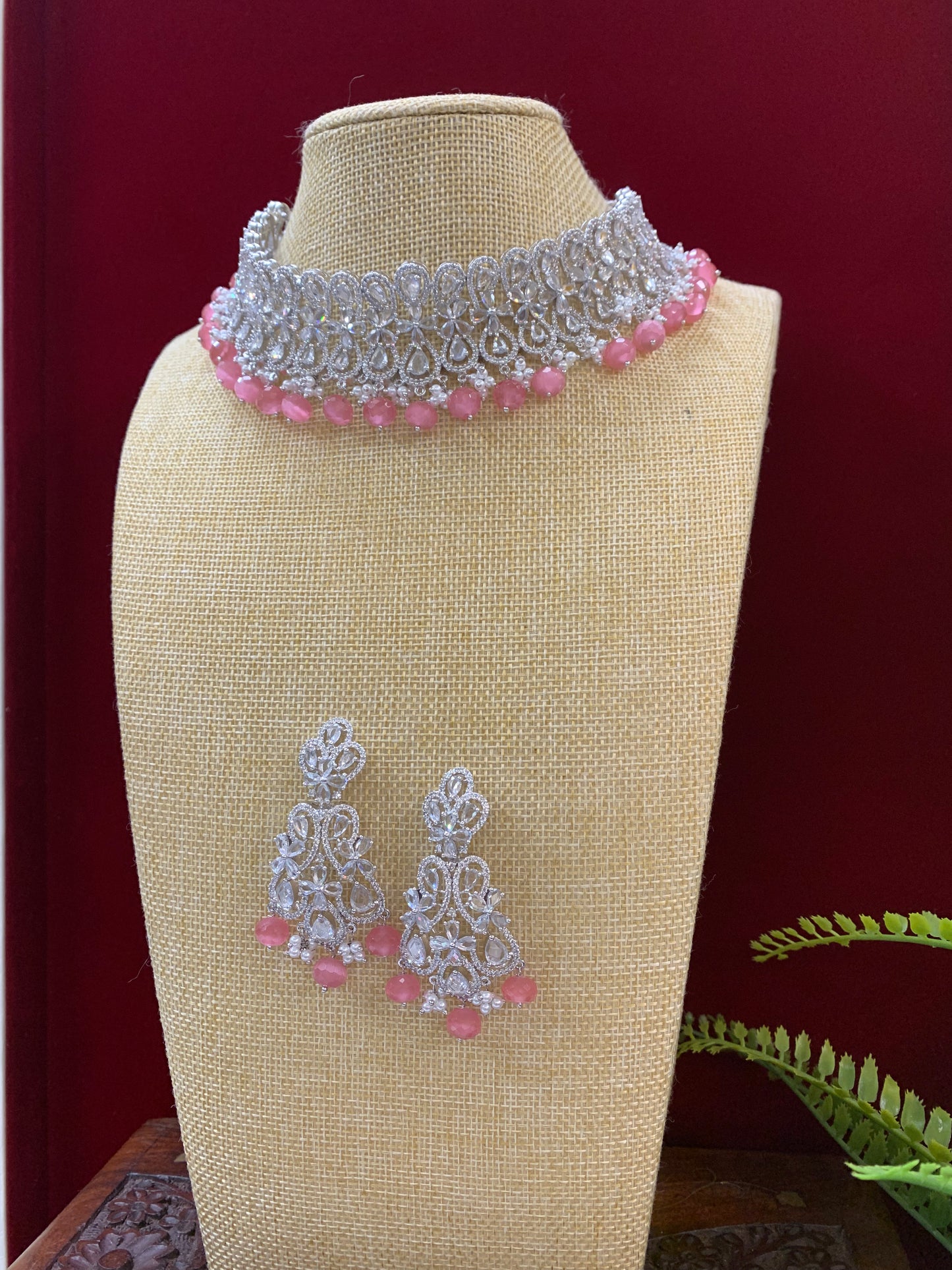 Lucy American Diamond stone necklace / choker