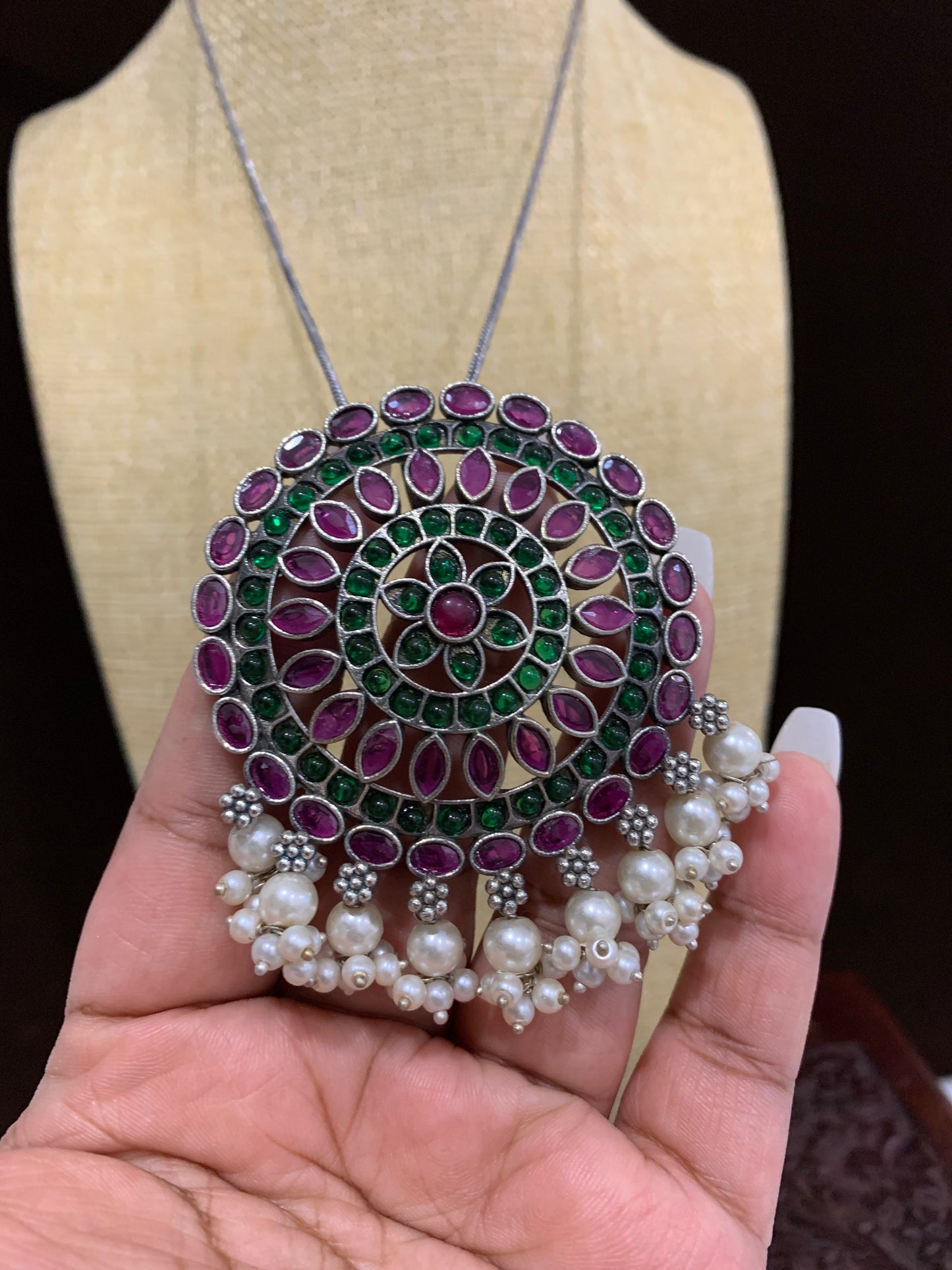 Multi color oxi pendant