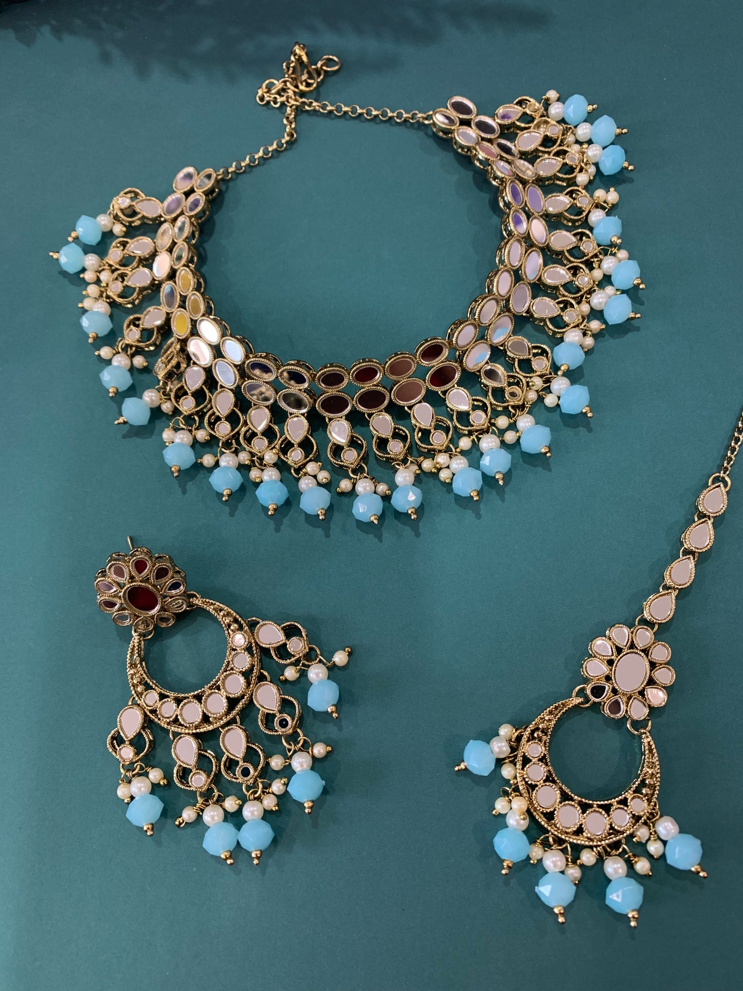 Baby blue choker necklace Toni