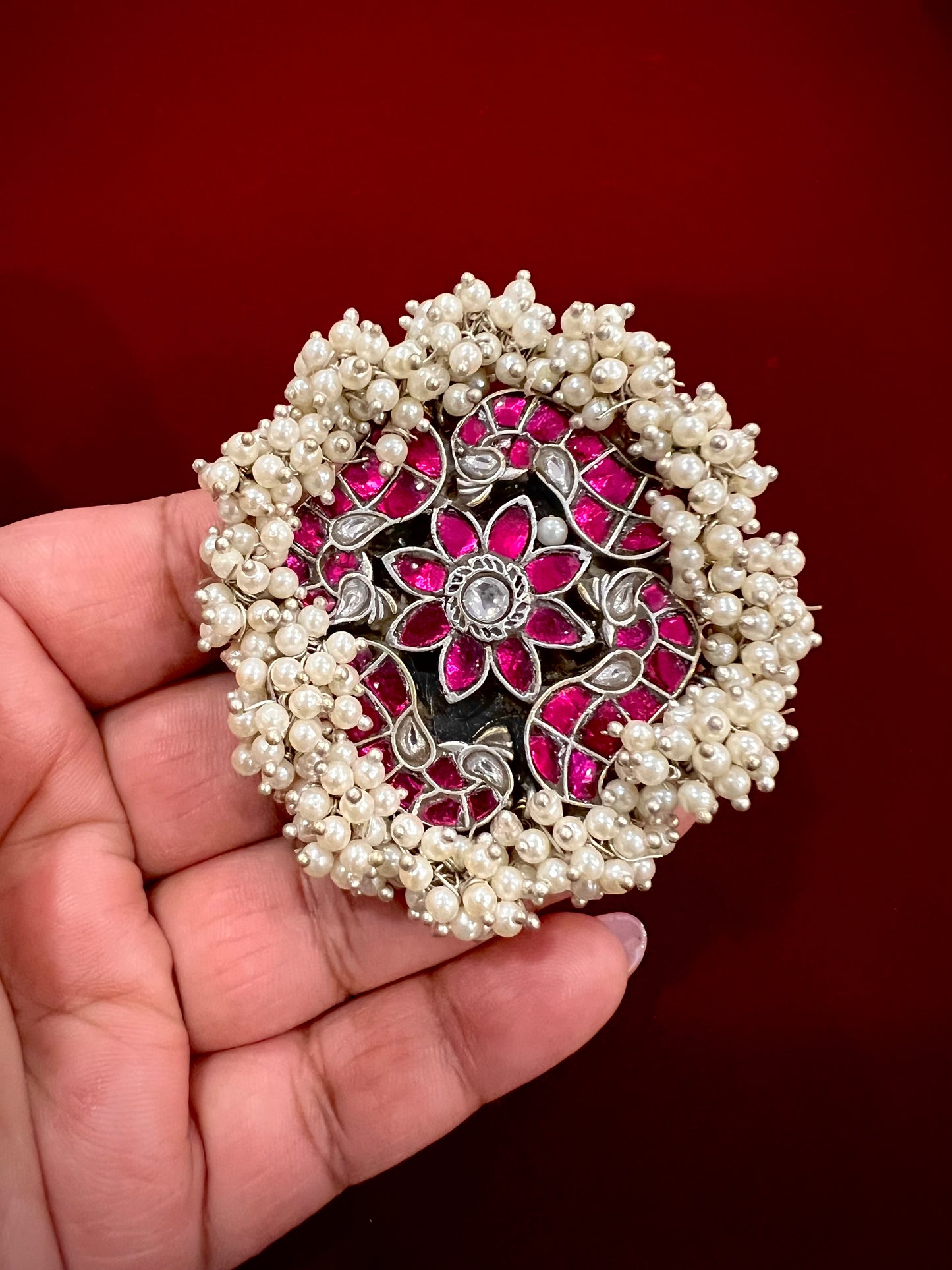 Silver ring with pachi kundan .