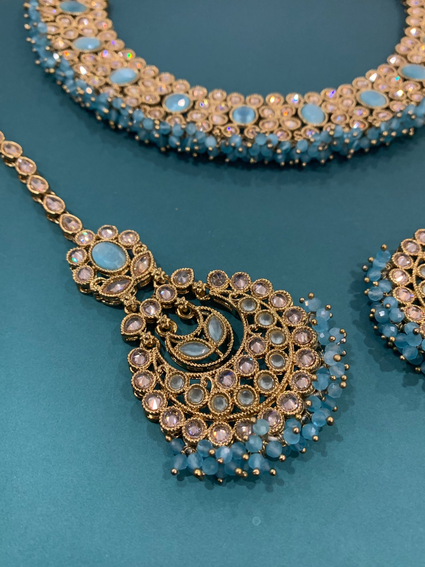 Reverse polki necklaces Tanzi in Baby blue