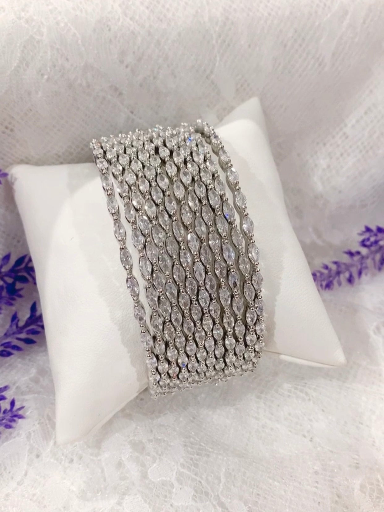 Jitu American diamond bangle set