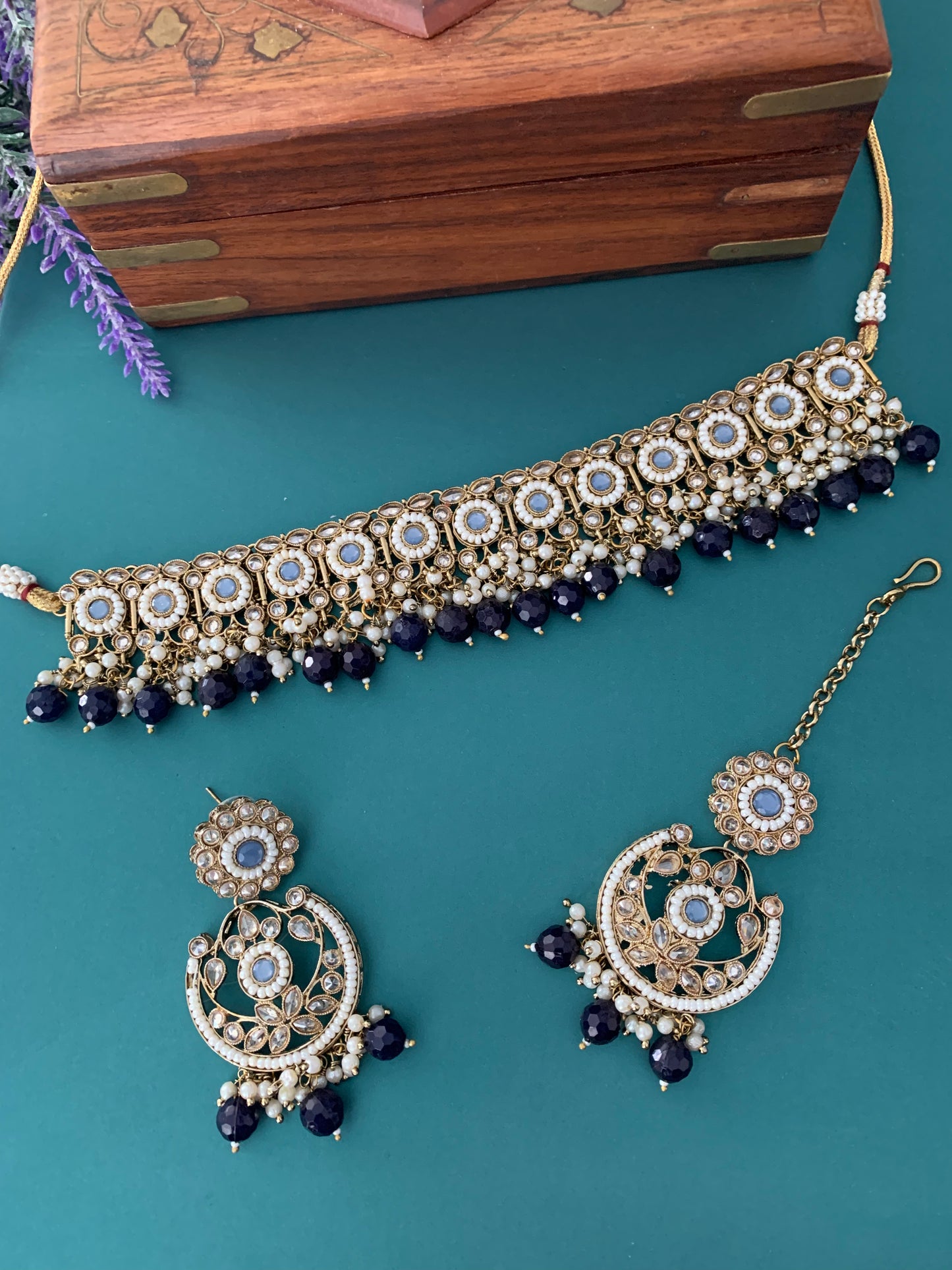Hanna polki choker and chandbali
