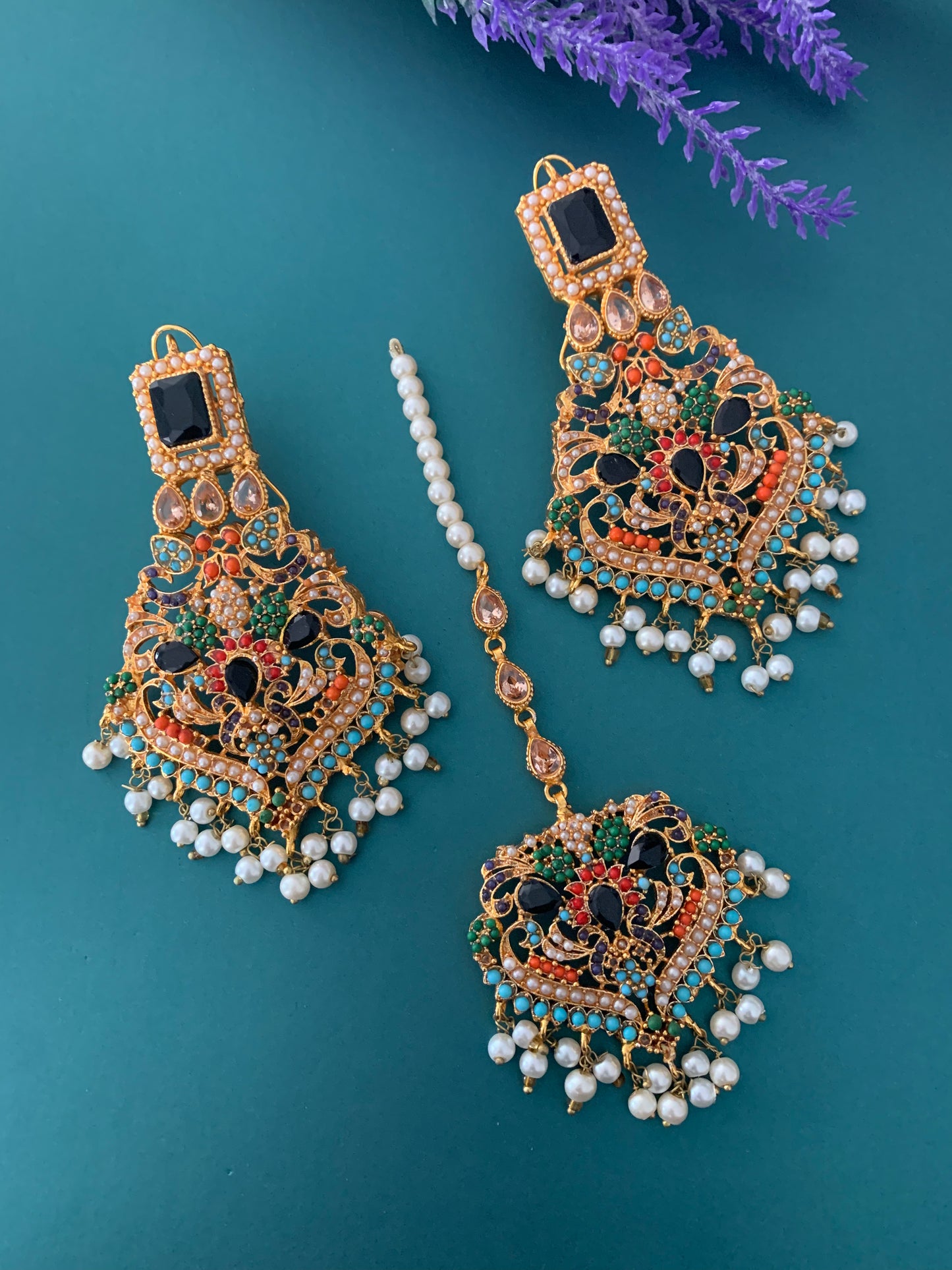 Ruth earring in multi