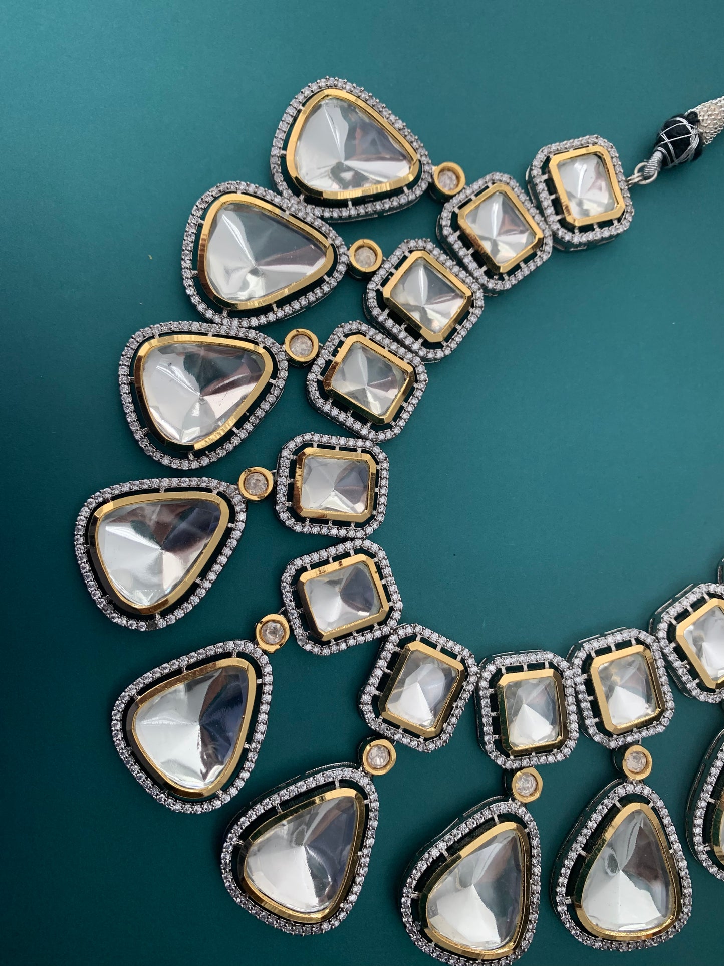 Simraan kundan necklace
