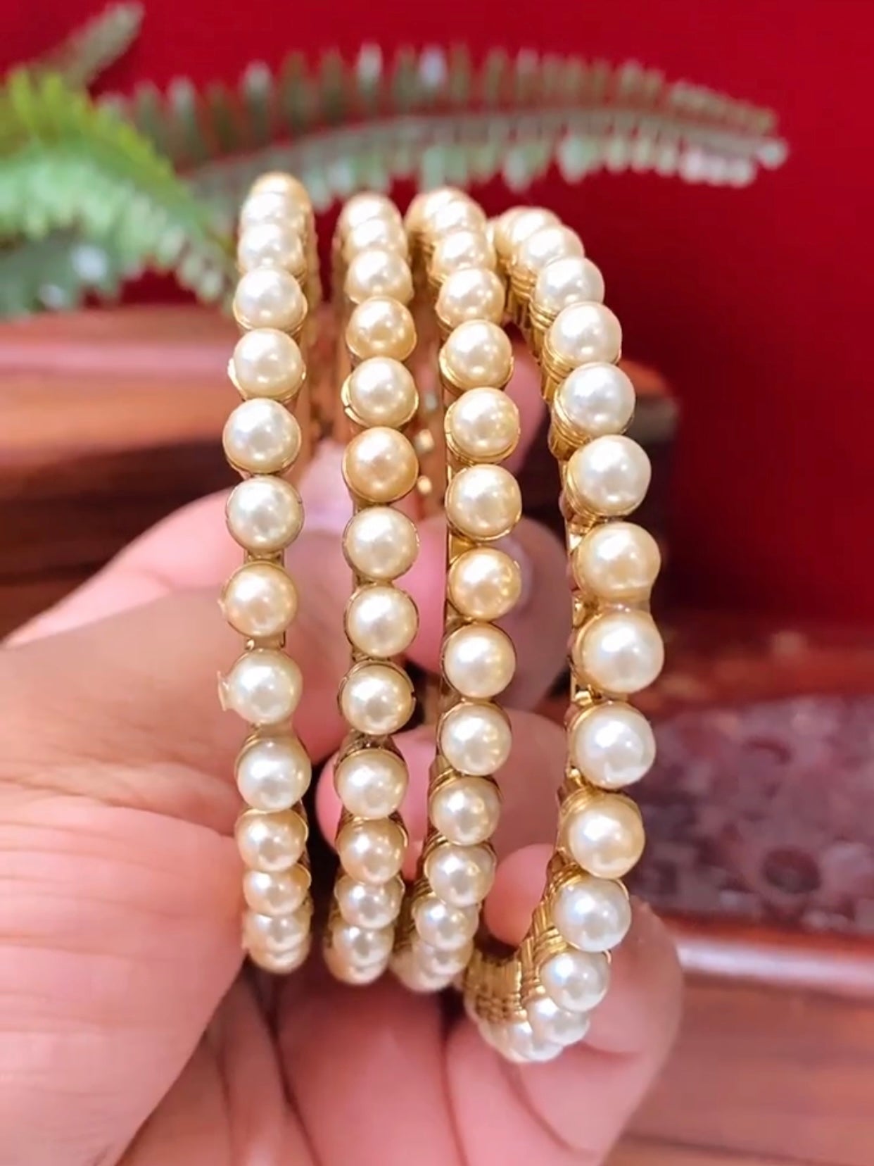 Pearl bangle set of 4