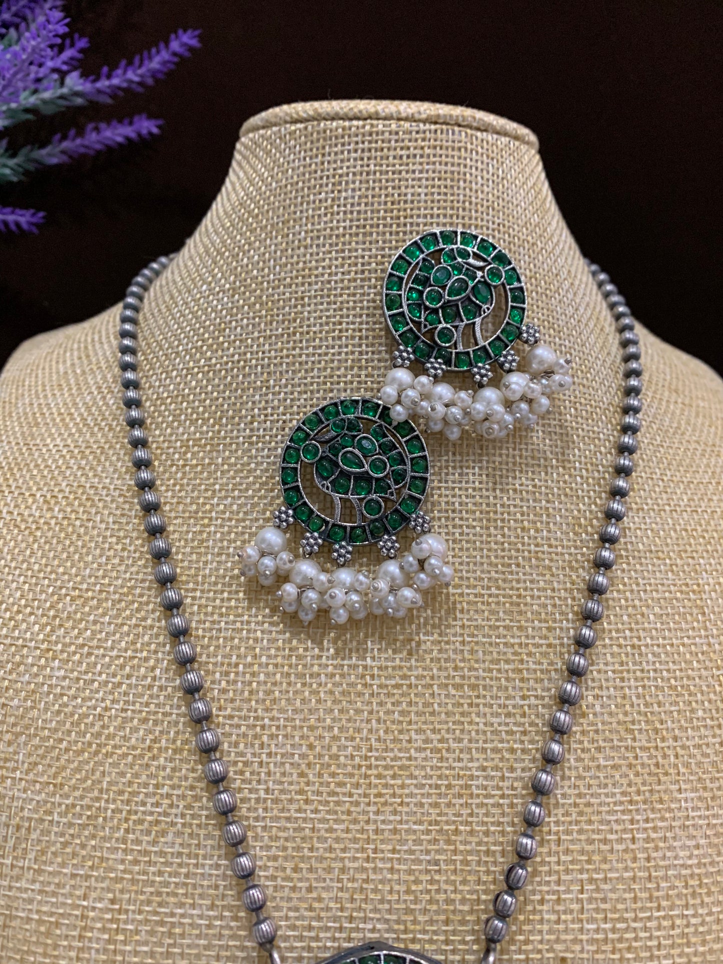 Emerald color oxi pendant