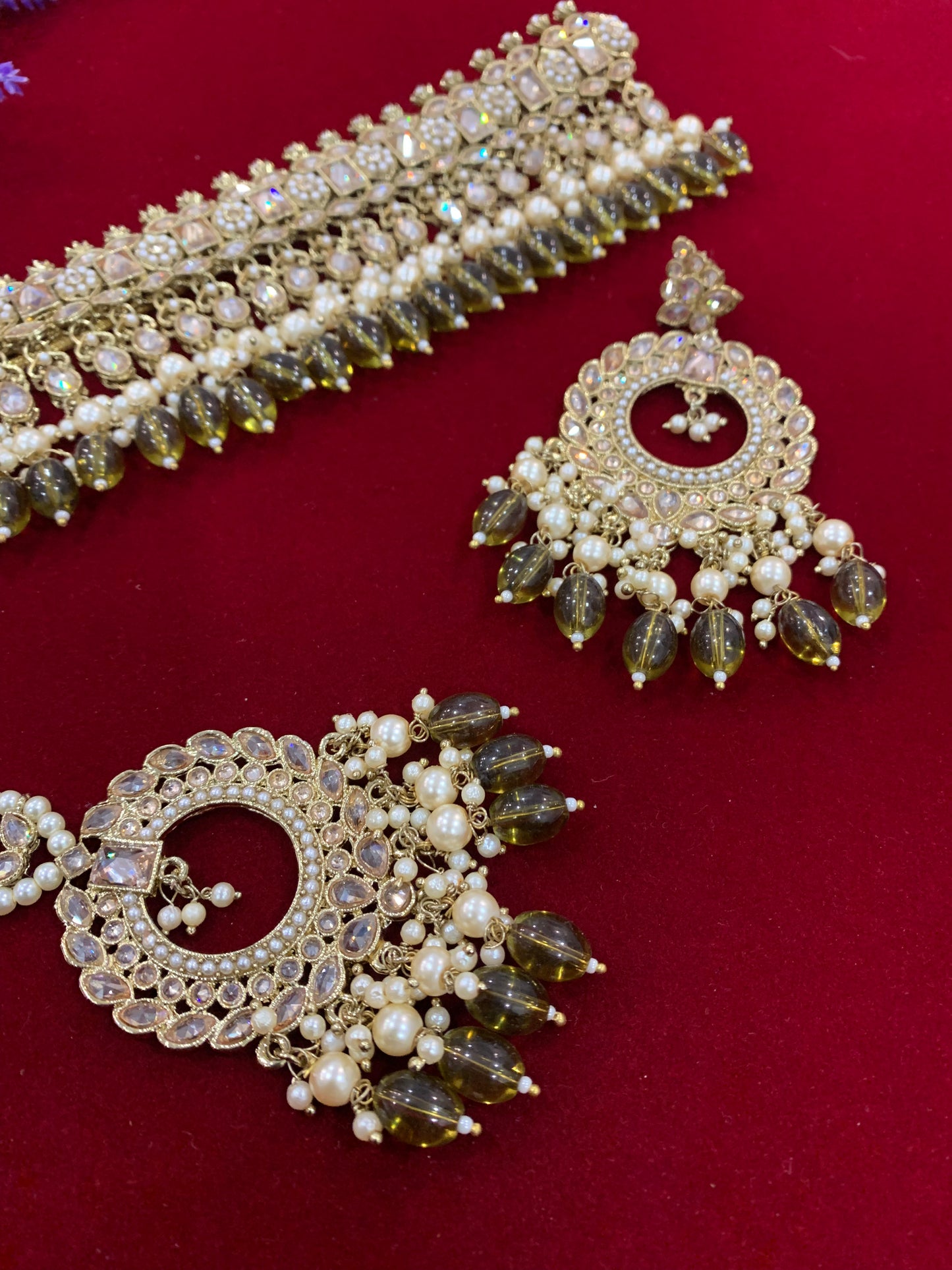 Reverse Polki choker necklace Lana in mahendi / olive green