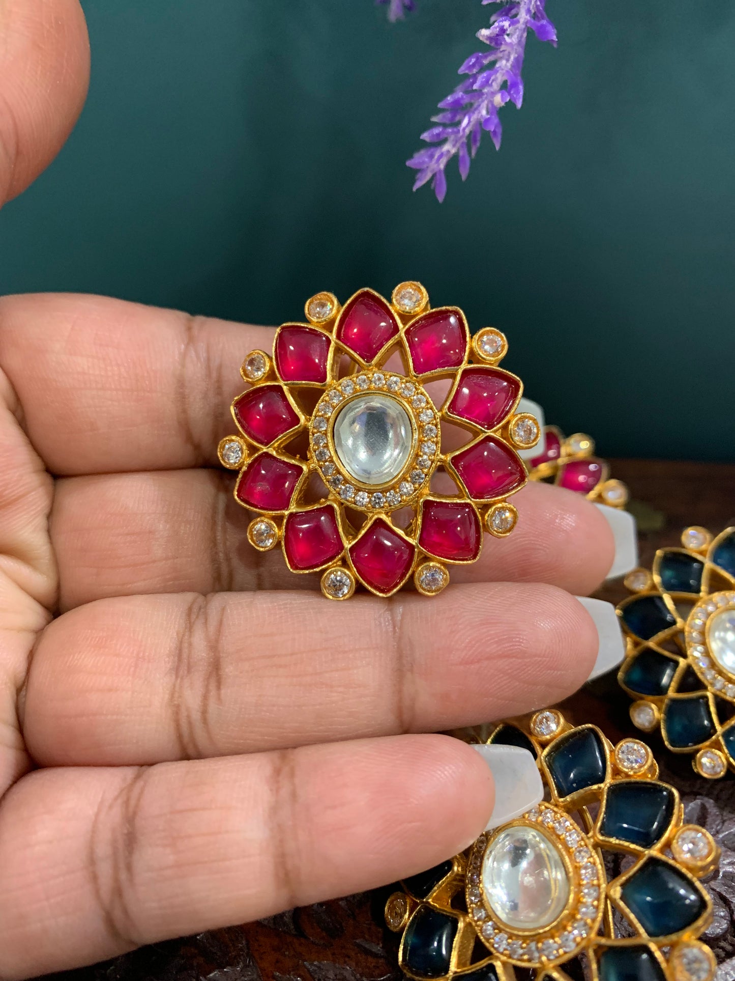 Kundan stud earring