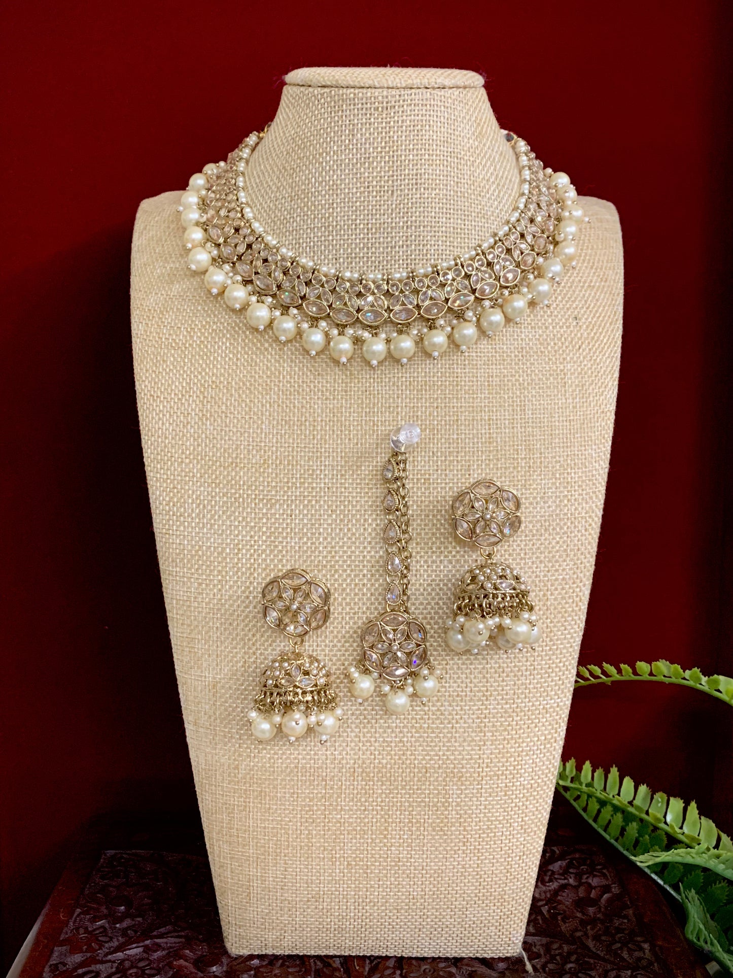 Reverse polki necklace with matching jhumki tikka