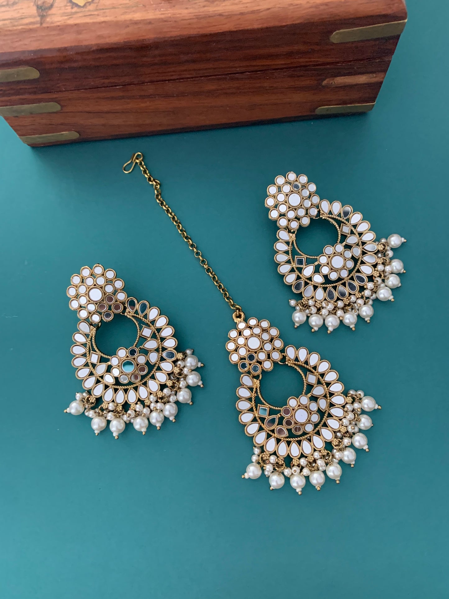 Missy chandbali mirror