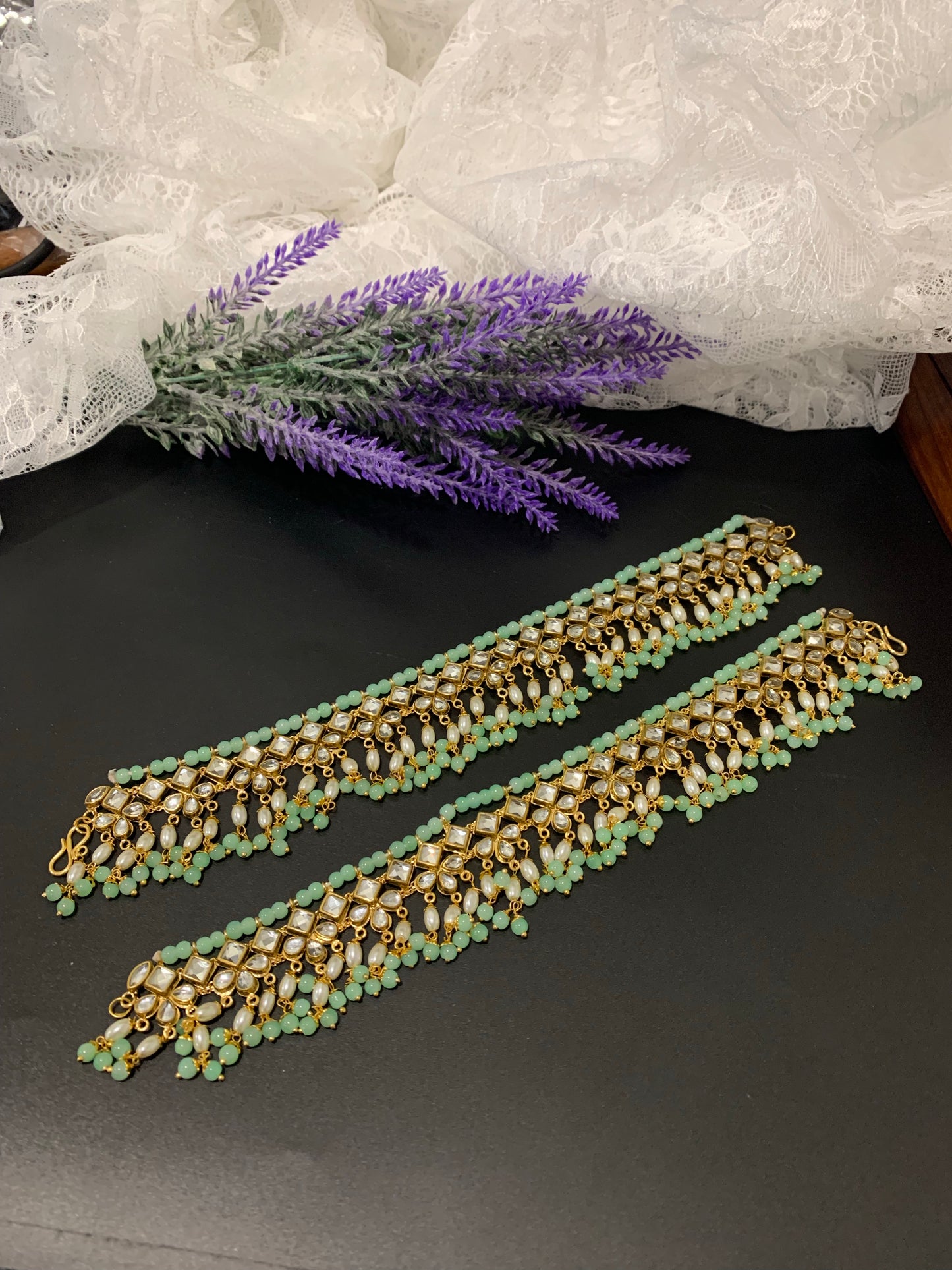 Kundan Anklet with bead work.