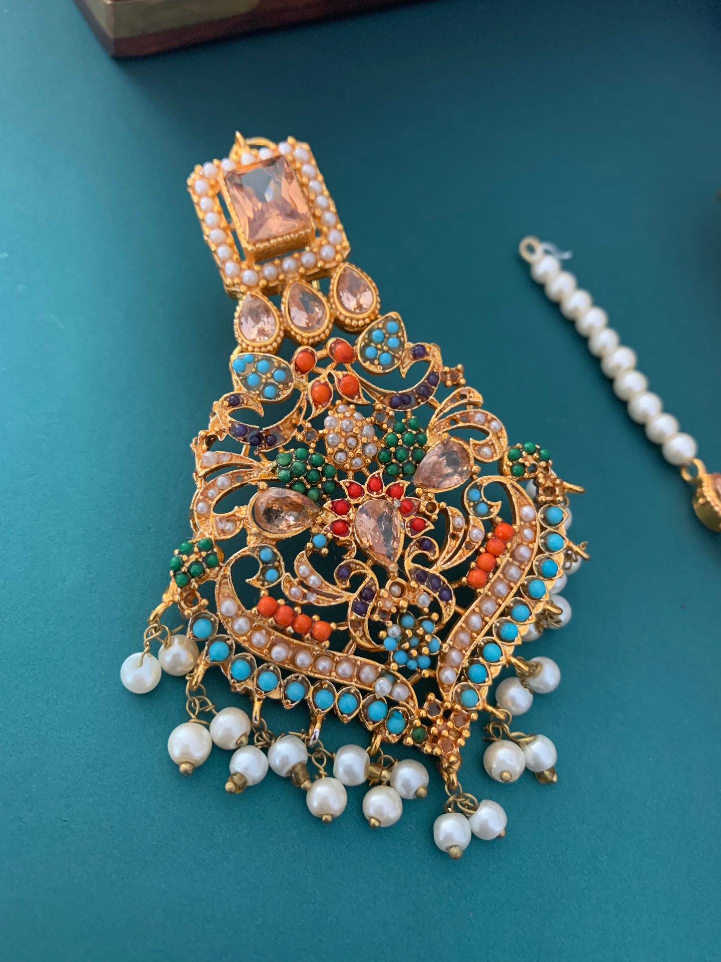 Ruth earring in multi