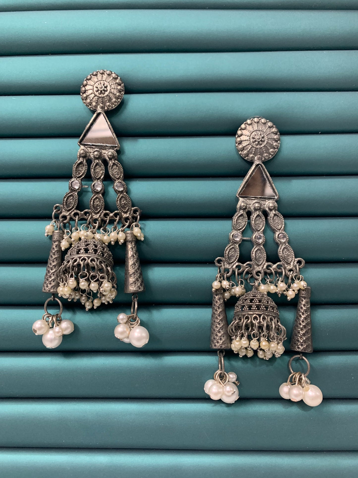 Black metal oxi mirror jhumki earring