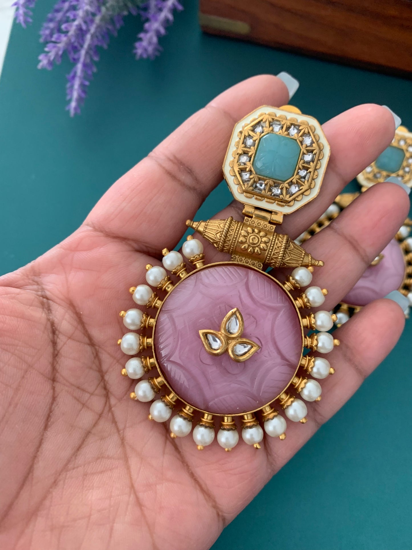 Amrapali earring billi eillish