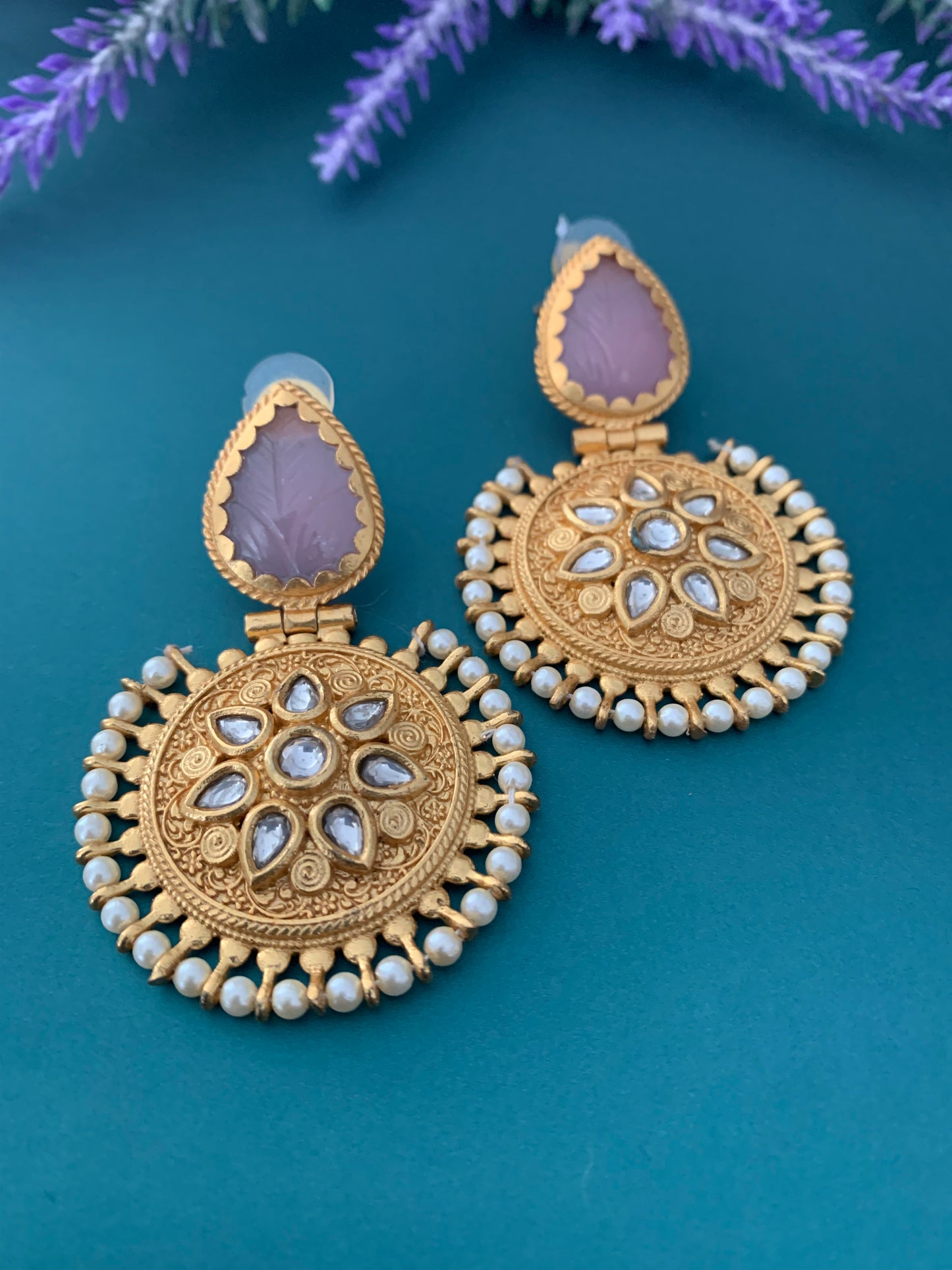 Amrapali kundan earring priyanka