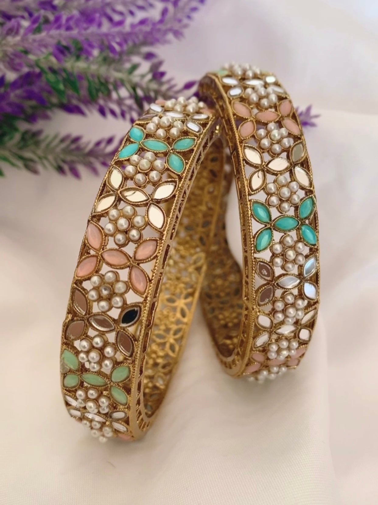 Pastel mirror bangle Zubi