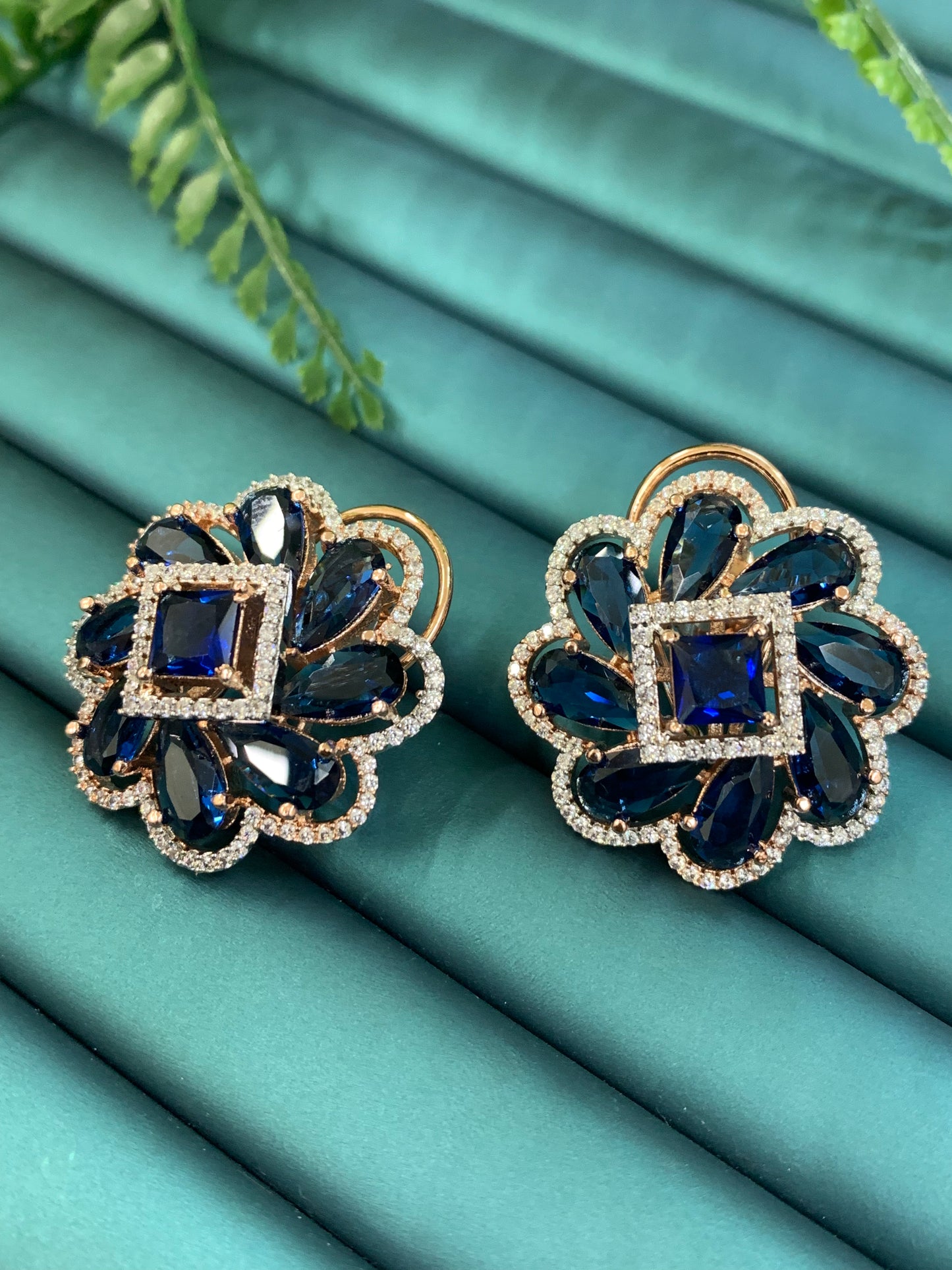 Garcia American diamond stud / tops