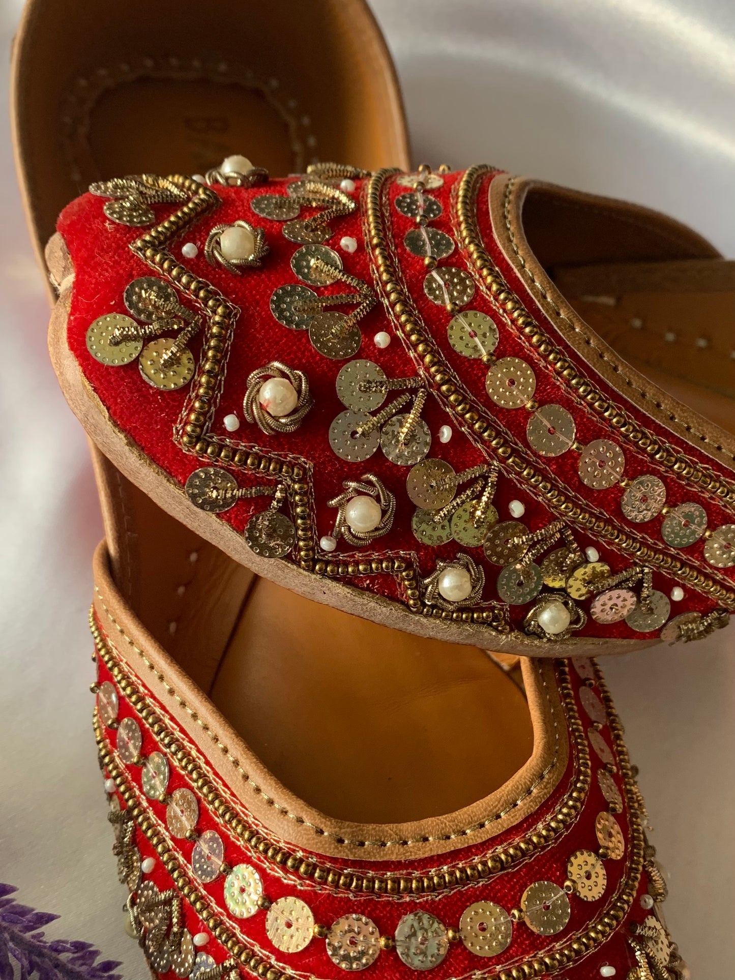 Punjabi jutti/kussa/ shoe “ Heroine”