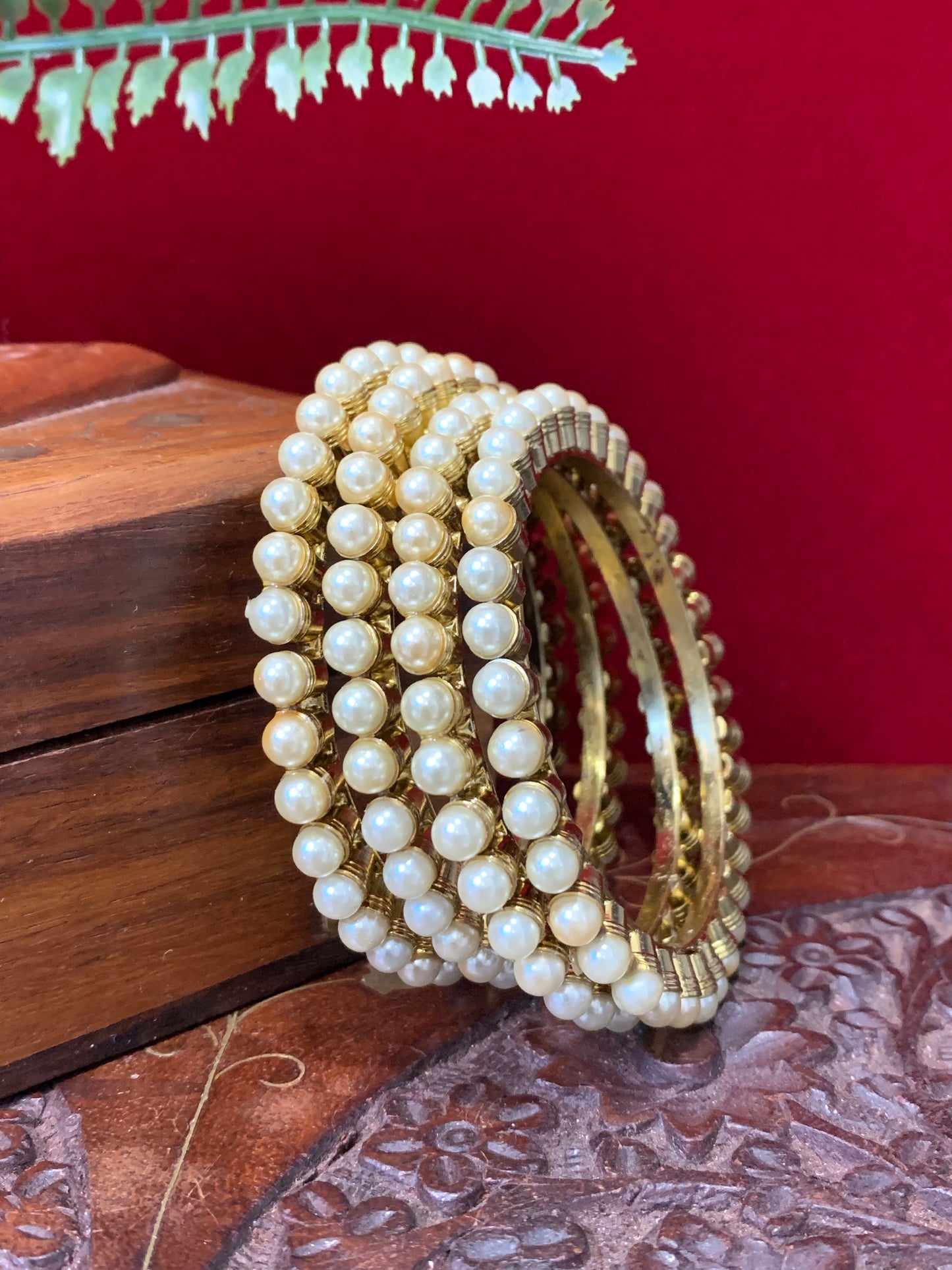 Pearl bangle set of 4