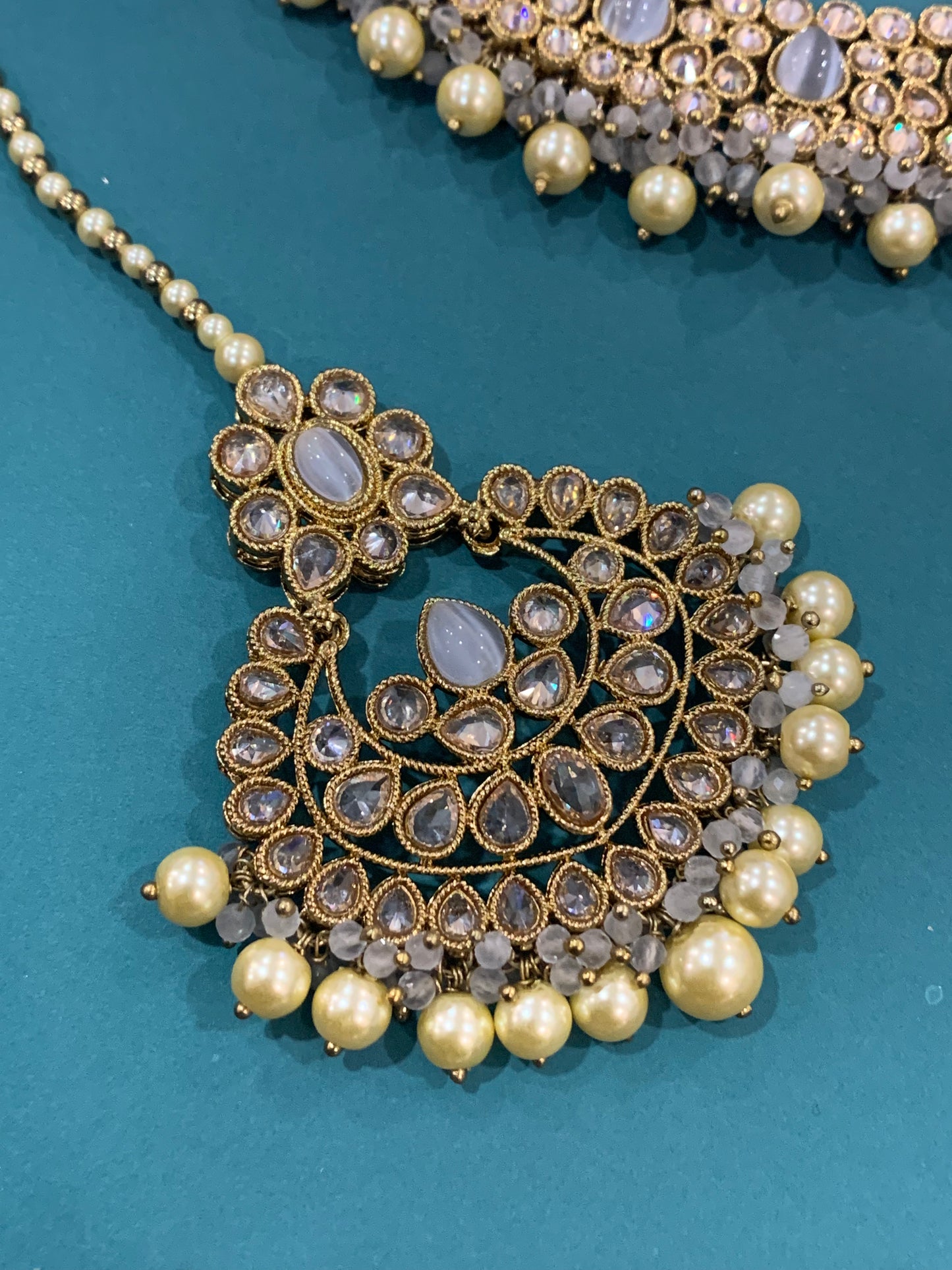 Reverse polki necklace shanon in Grey