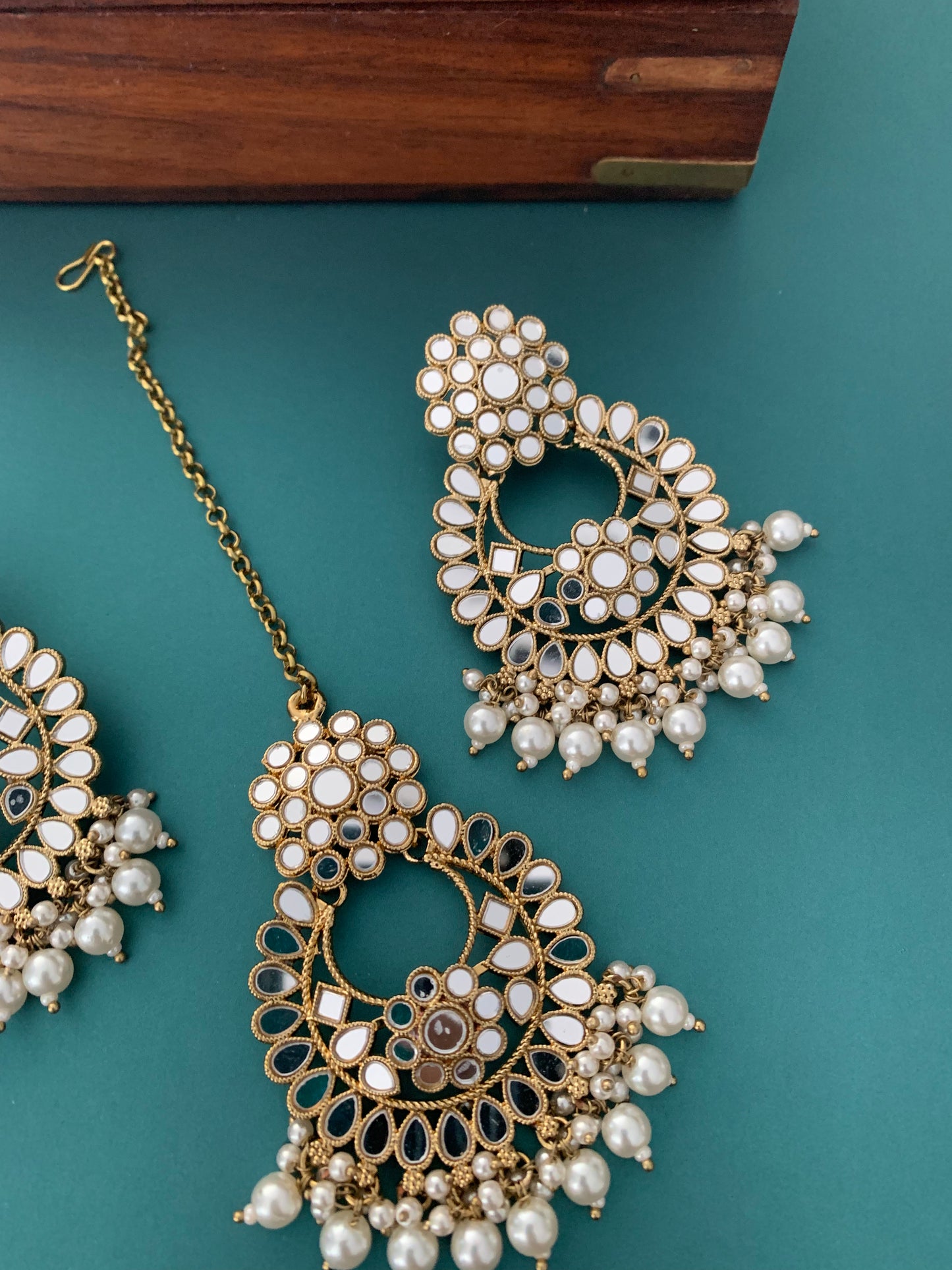 Missy chandbali mirror