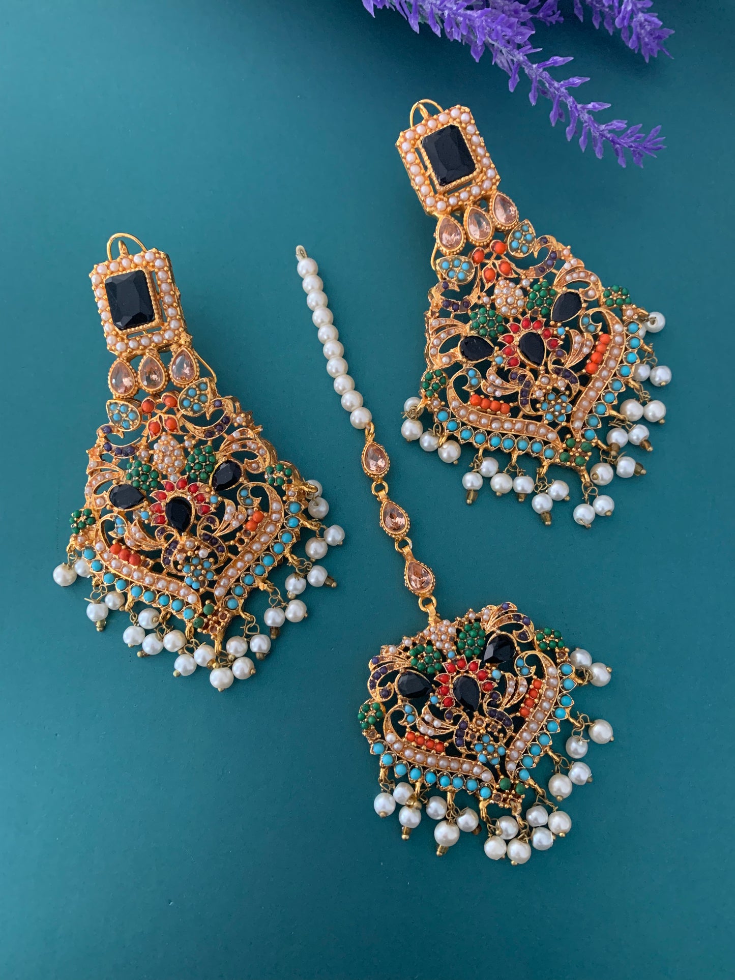 Ruth earring in multi